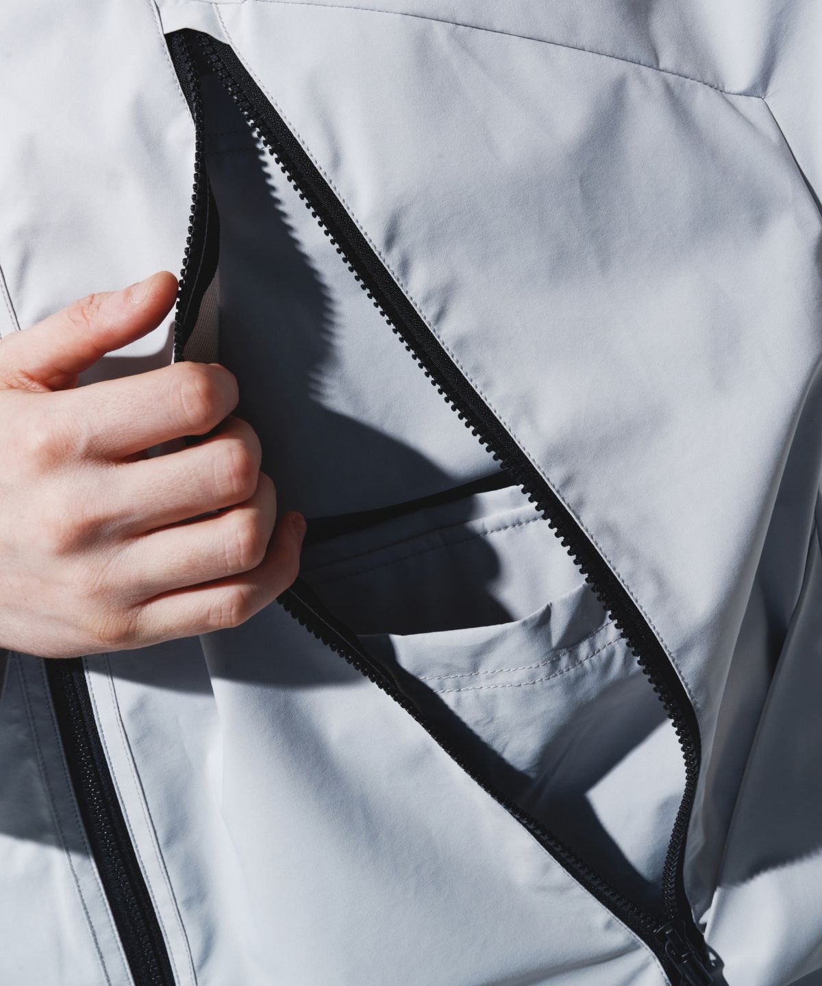칼라파타르(KALAPATTHAR) 3Layer Hidden Pocket Hooded Jacket - LIGHT GRAY