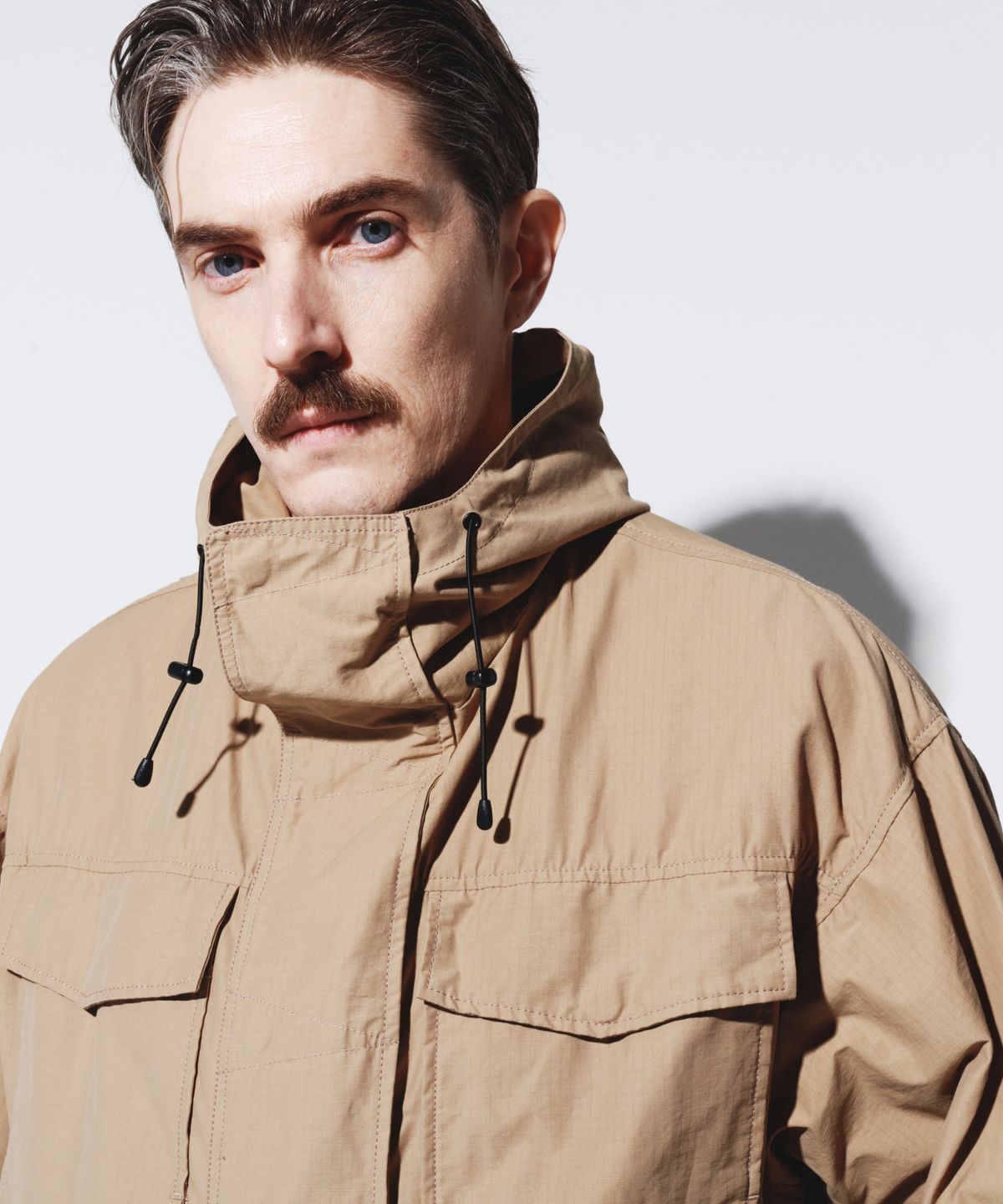 칼라파타르(KALAPATTHAR) CN Stormproof Utility Hooded Shell Jacket - BEIGE