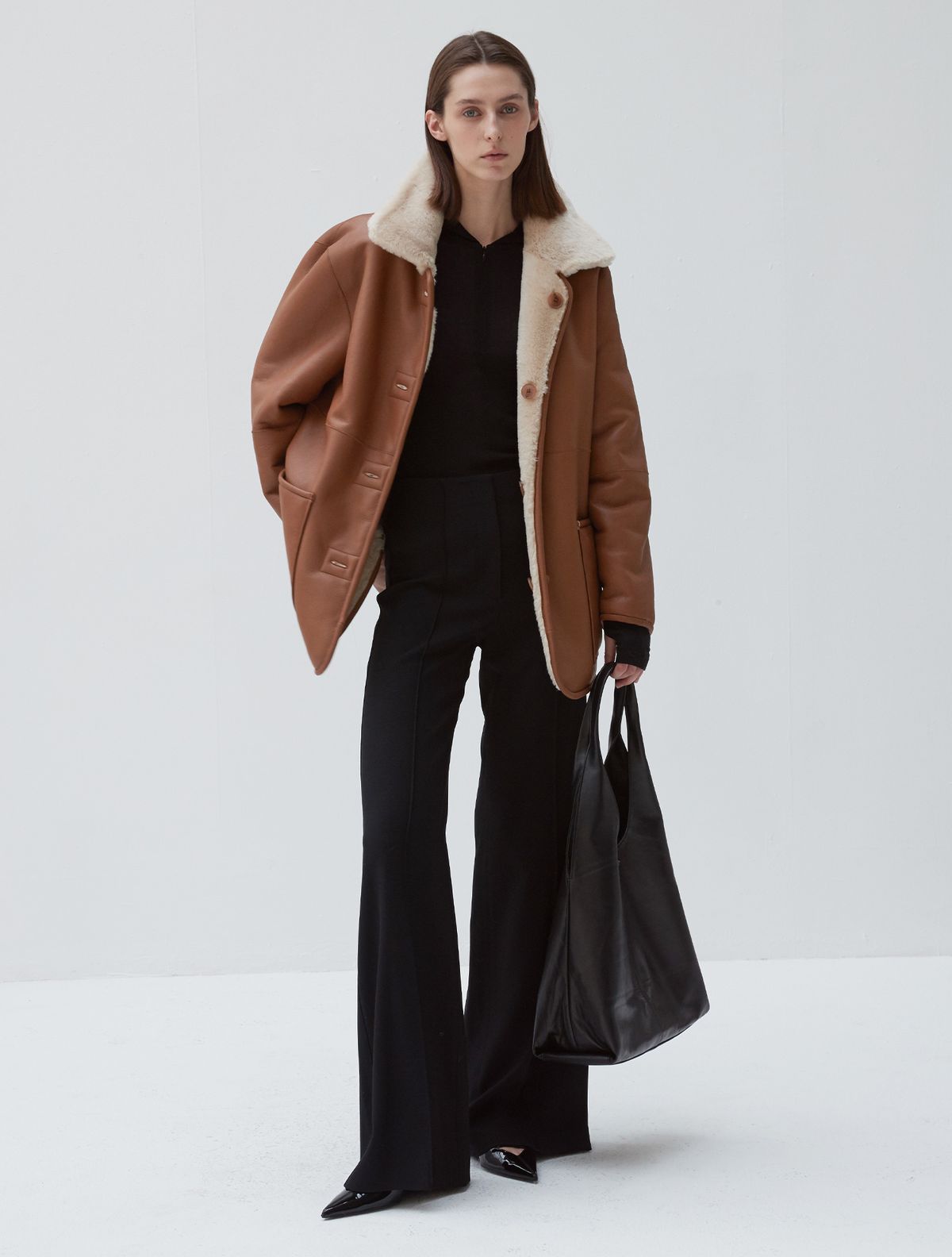 베르데마르(VERDEMAR) Italian nappa lambskin Hobo bag_Black