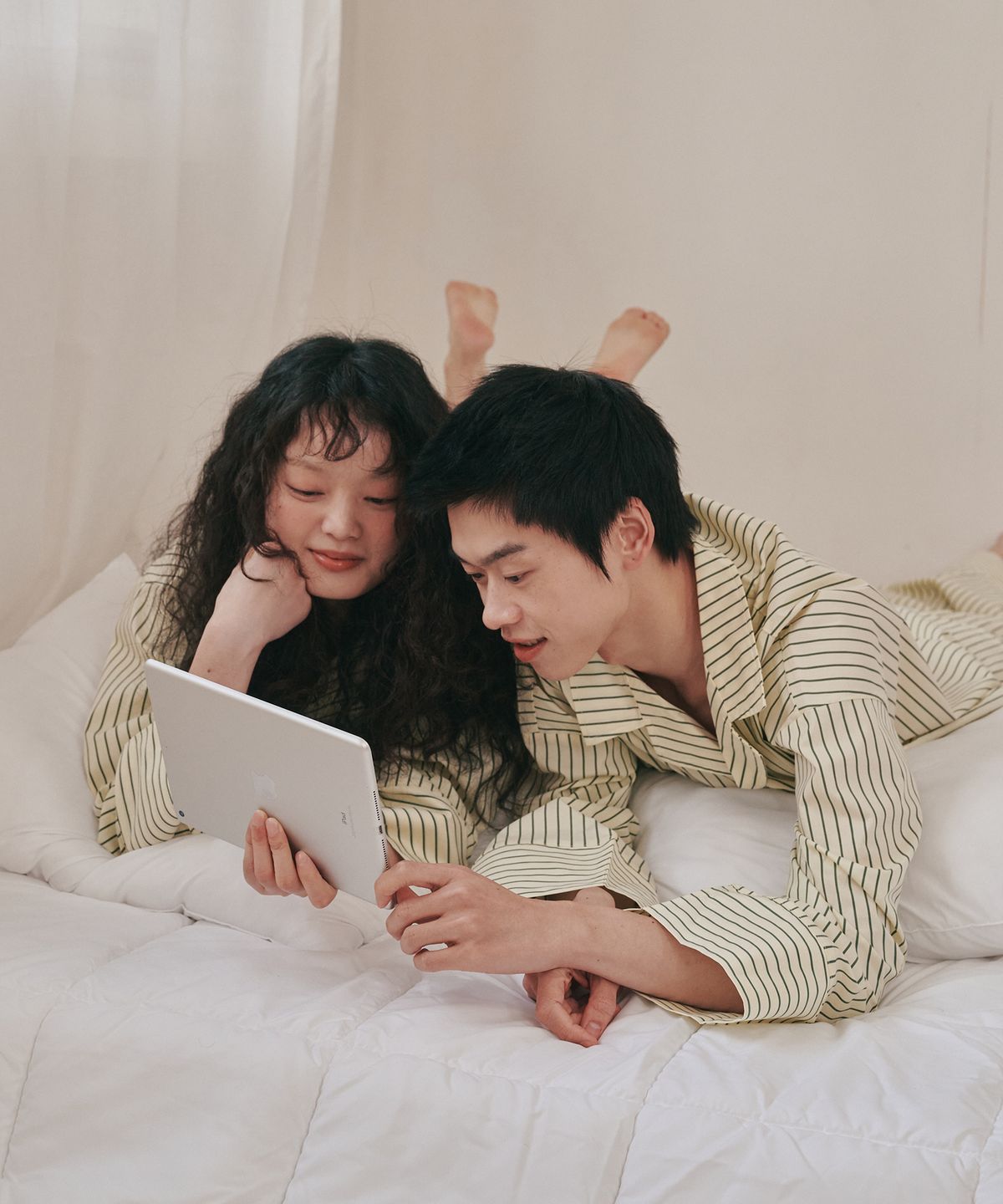 오끼뜨(OGGITT) (uni)도미토리 빈 스트라이프 파자마 그린레몬
