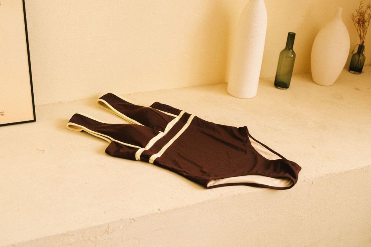 마레모미(MAREMOMI) 멜리코코 Banana ganache One-Piece