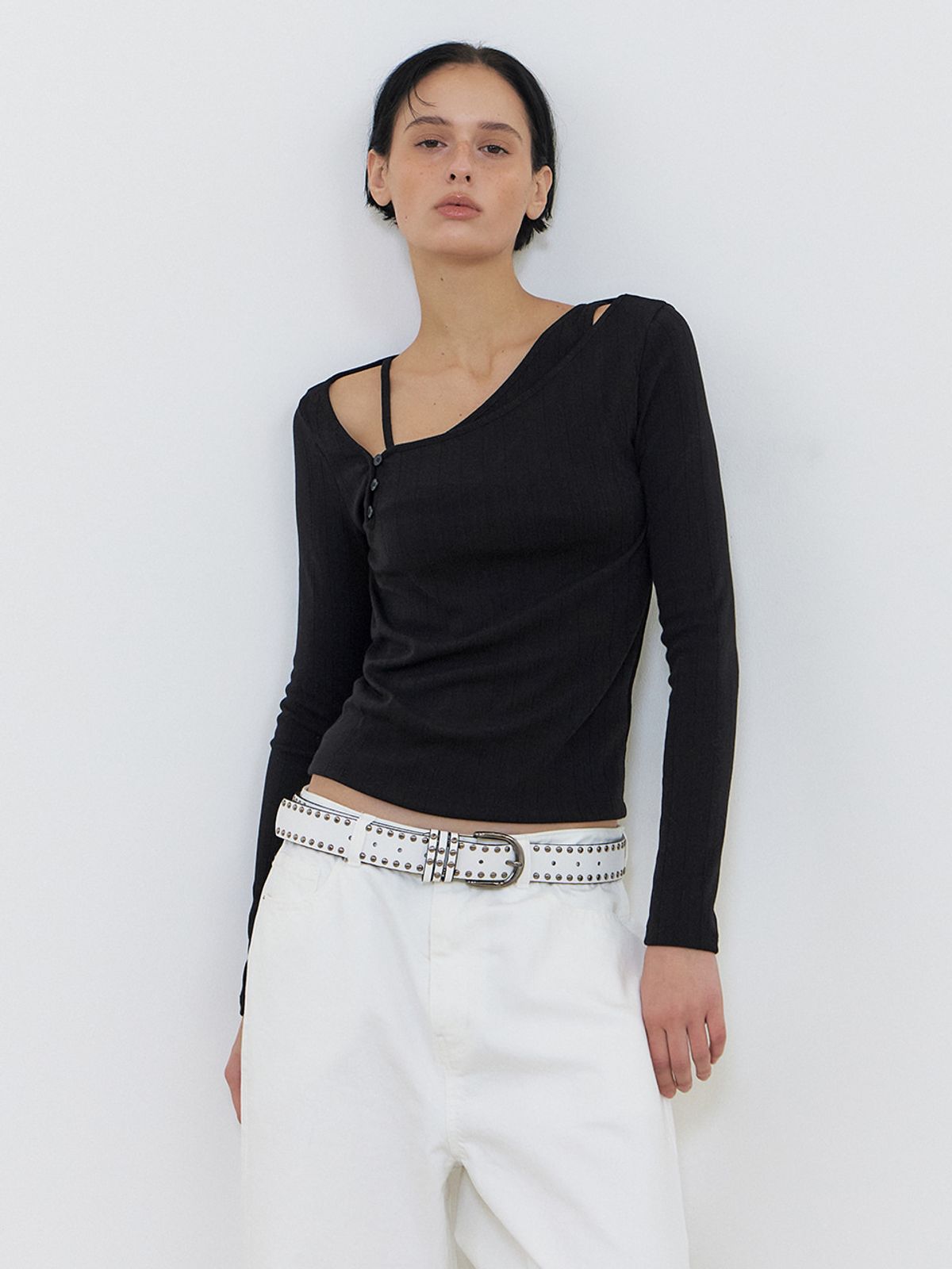 에트몽(ETMON) Diagonal Button T-Shirt, Black