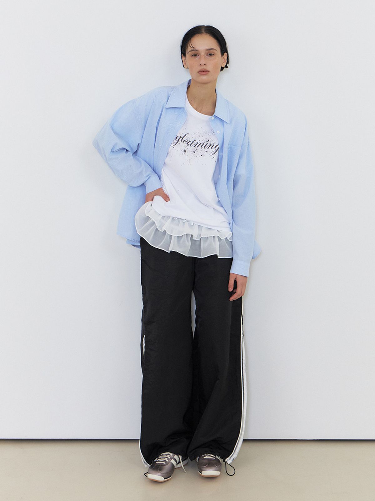 에트몽(ETMON) Gleaming Graphic T-Shirt, White