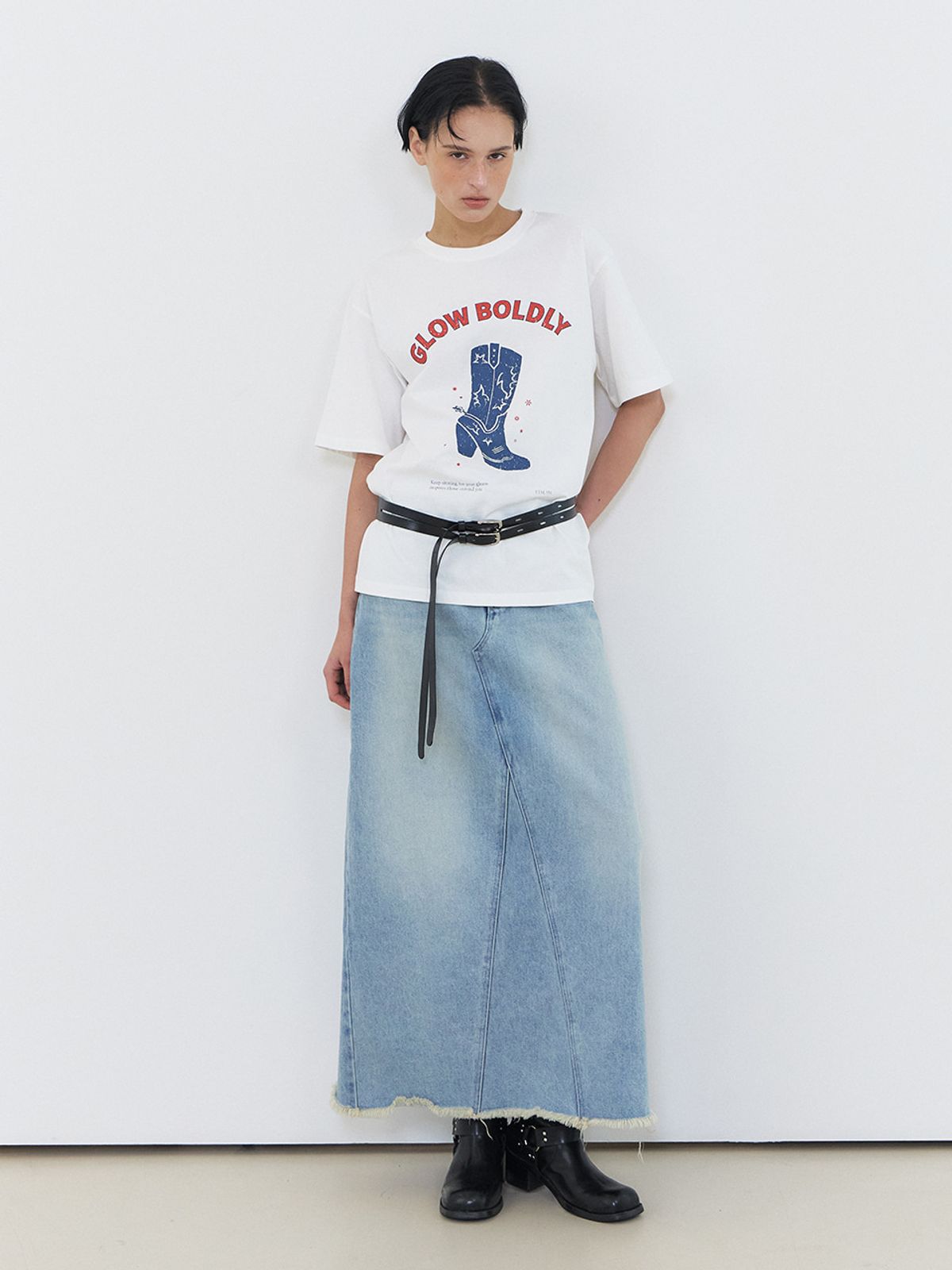 에트몽(ETMON) Boldly Graphic T-Shirt, White