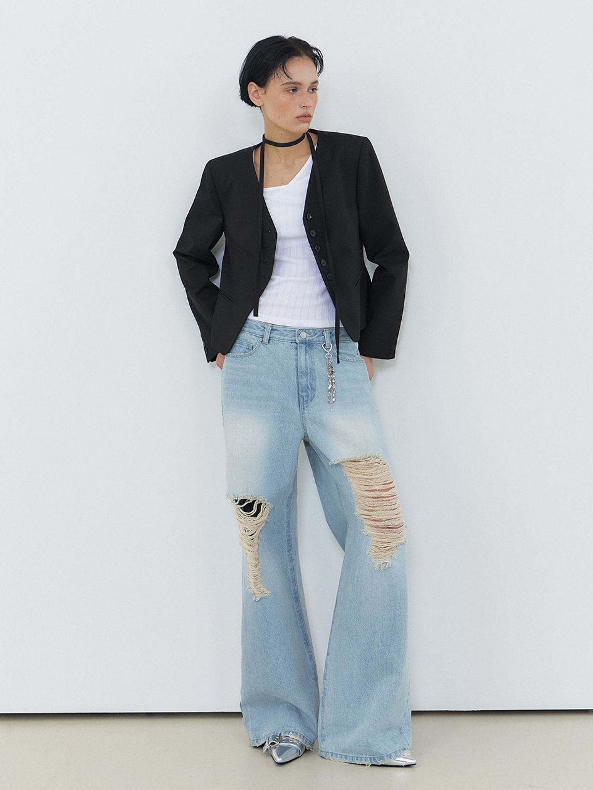 에트몽(ETMON) Distressed Denim Pants Light Blue