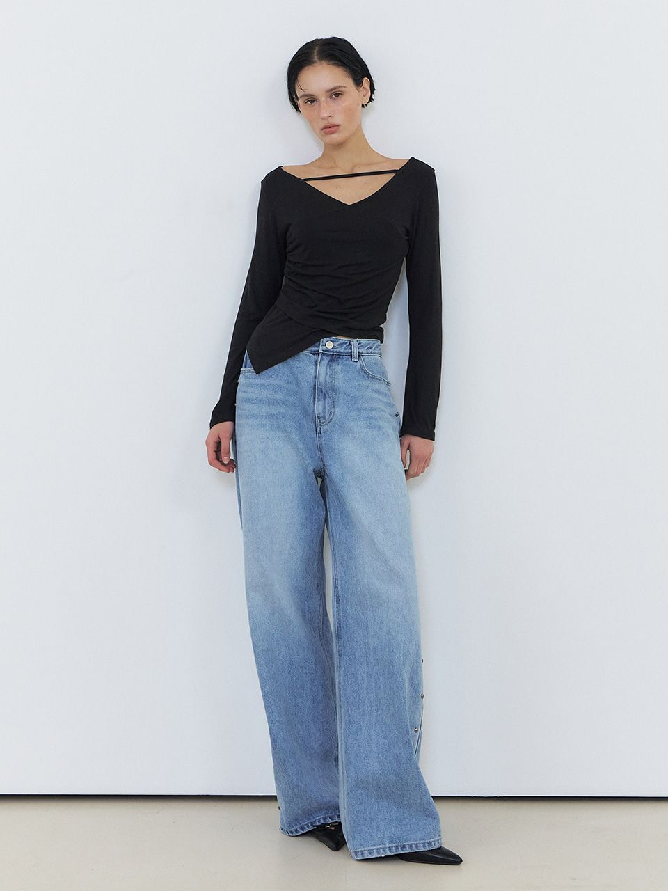 Tシャツ・カットソー ETMON Unbalance Shirring Strap TShirt, Black MUSINSA | ETMON Unbalance Strap T-Shirt, Black