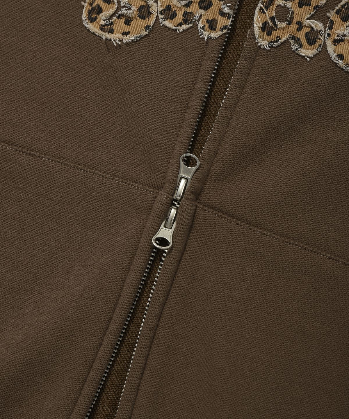 리트리버클럽(RETRIEVER CLUB) LEOPARD APPLIQUE HOOD ZIP UP [BROWN]