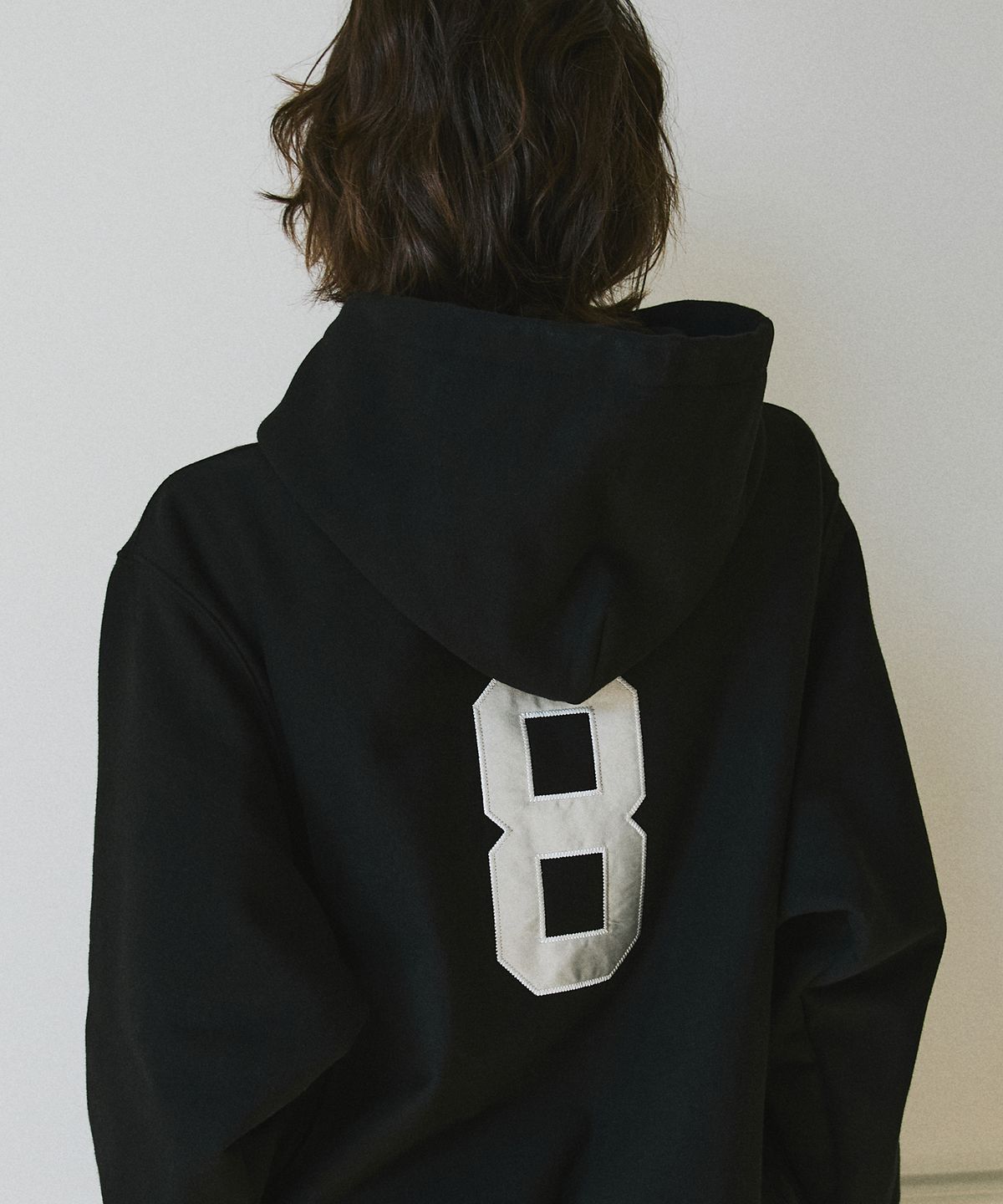 그린버터(GREENBUTTER) Patch Embroidery Hoodie (Black)
