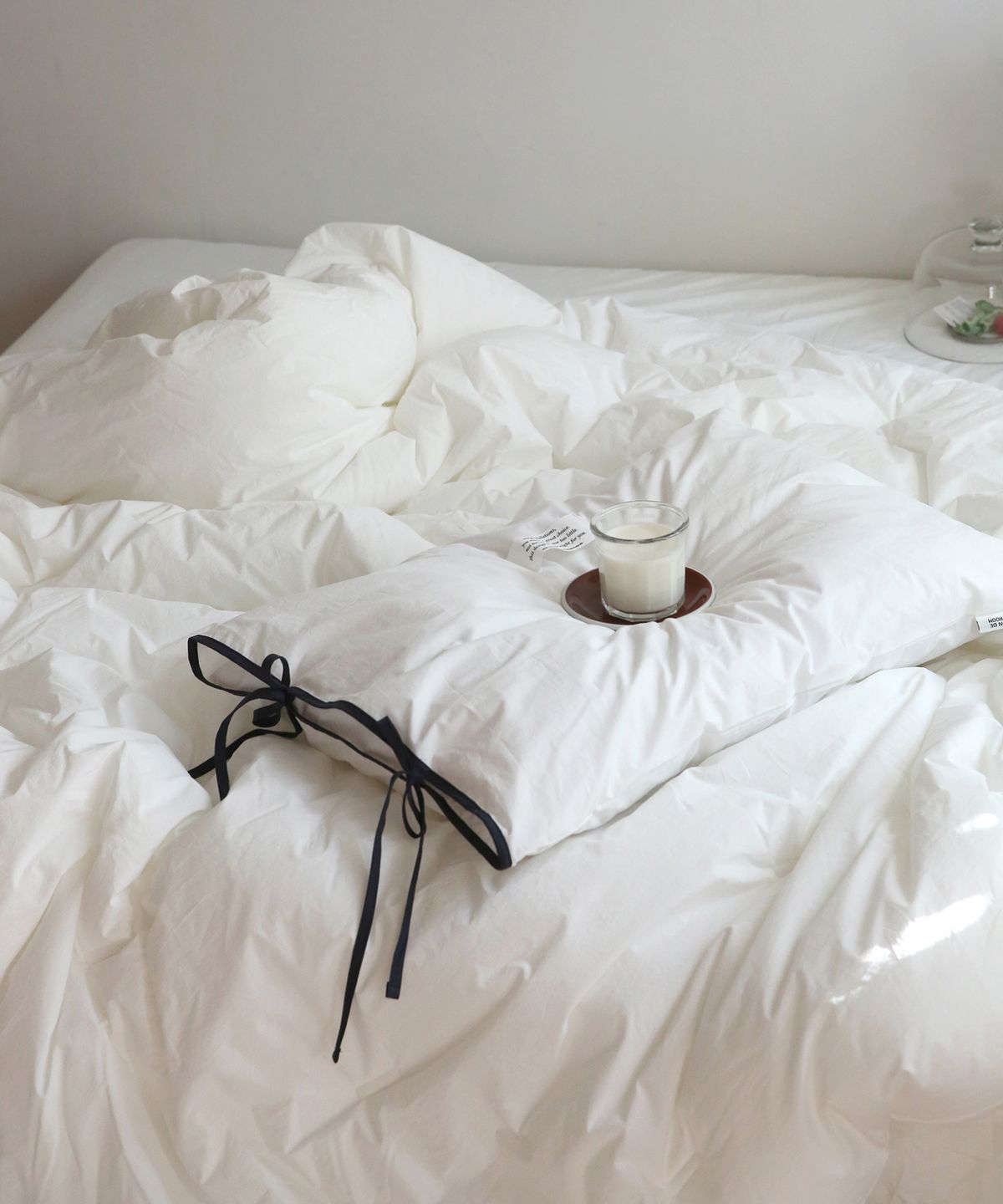 메종드룸룸(MAISON DE ROOMROOM) 클린화이트 네이비리본 체온조절 사계절 차렵이불