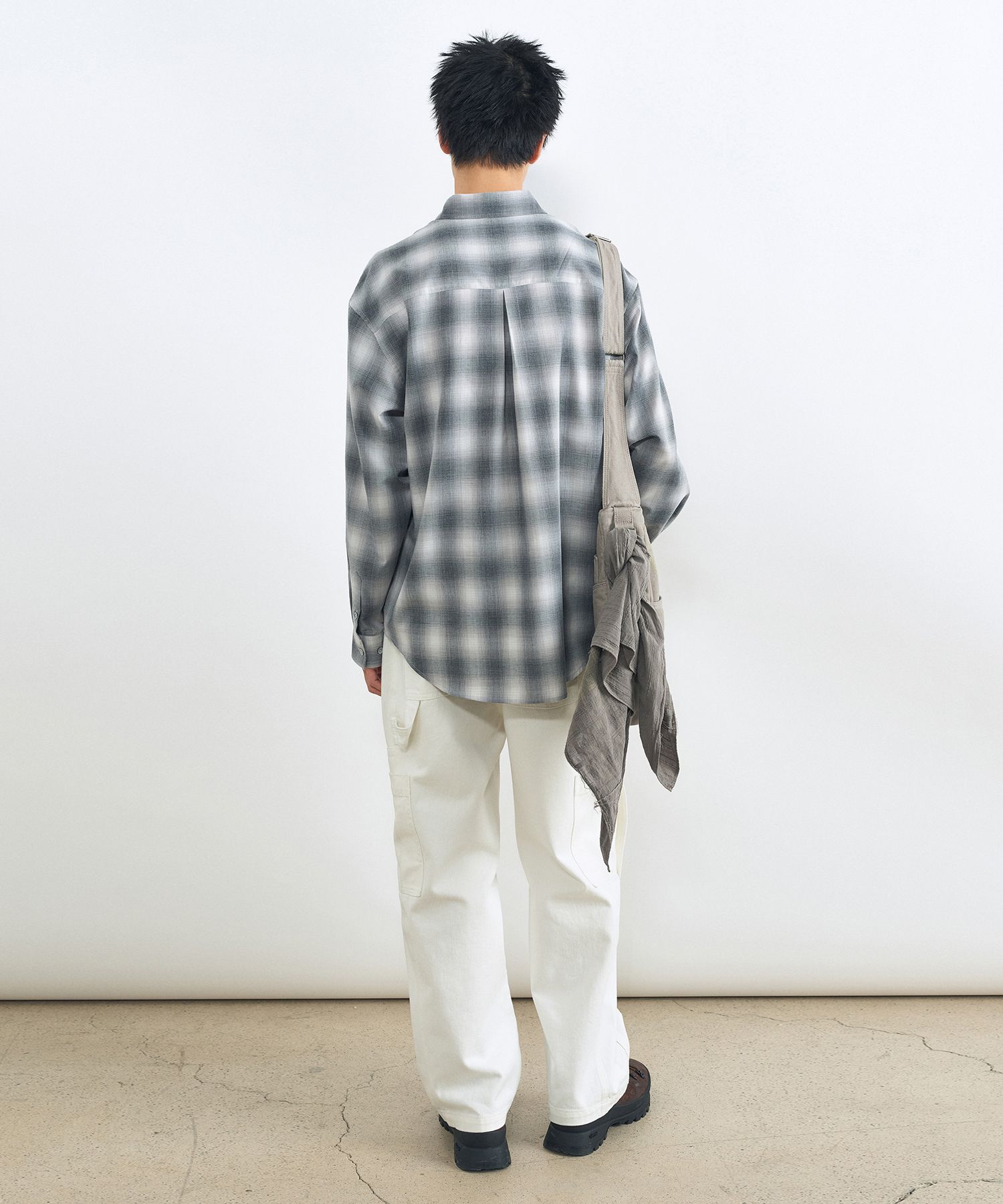 ★MUSINSA STANDARD★ Relaxed Ombre Plaid Check Shirt Navy Be MUSINSA | MUSINSA STANDARD Relaxed Ombre Check Shirt [White