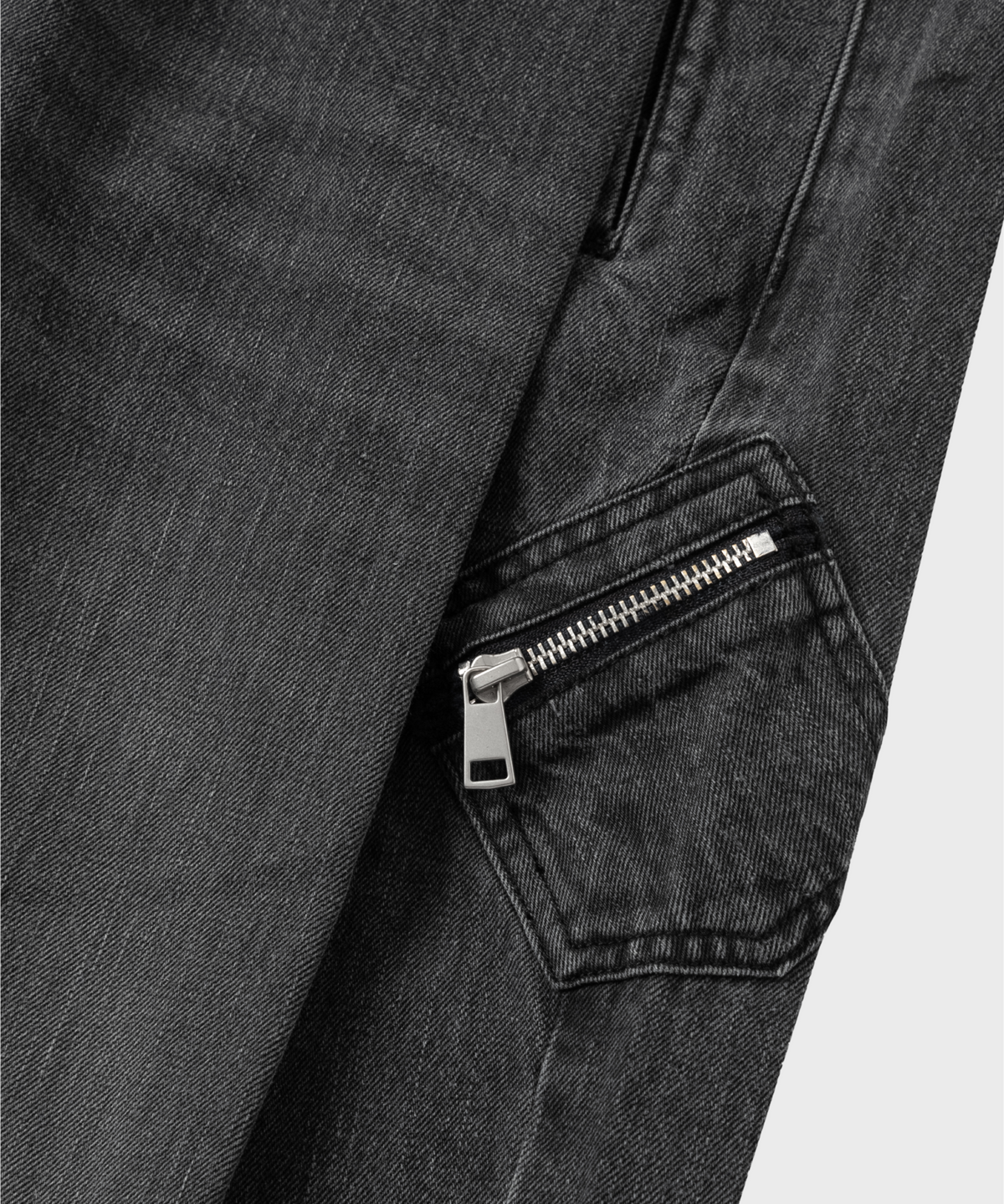 넌블랭크(NONBLANK) 워치 포켓 데님 팬츠_GREY