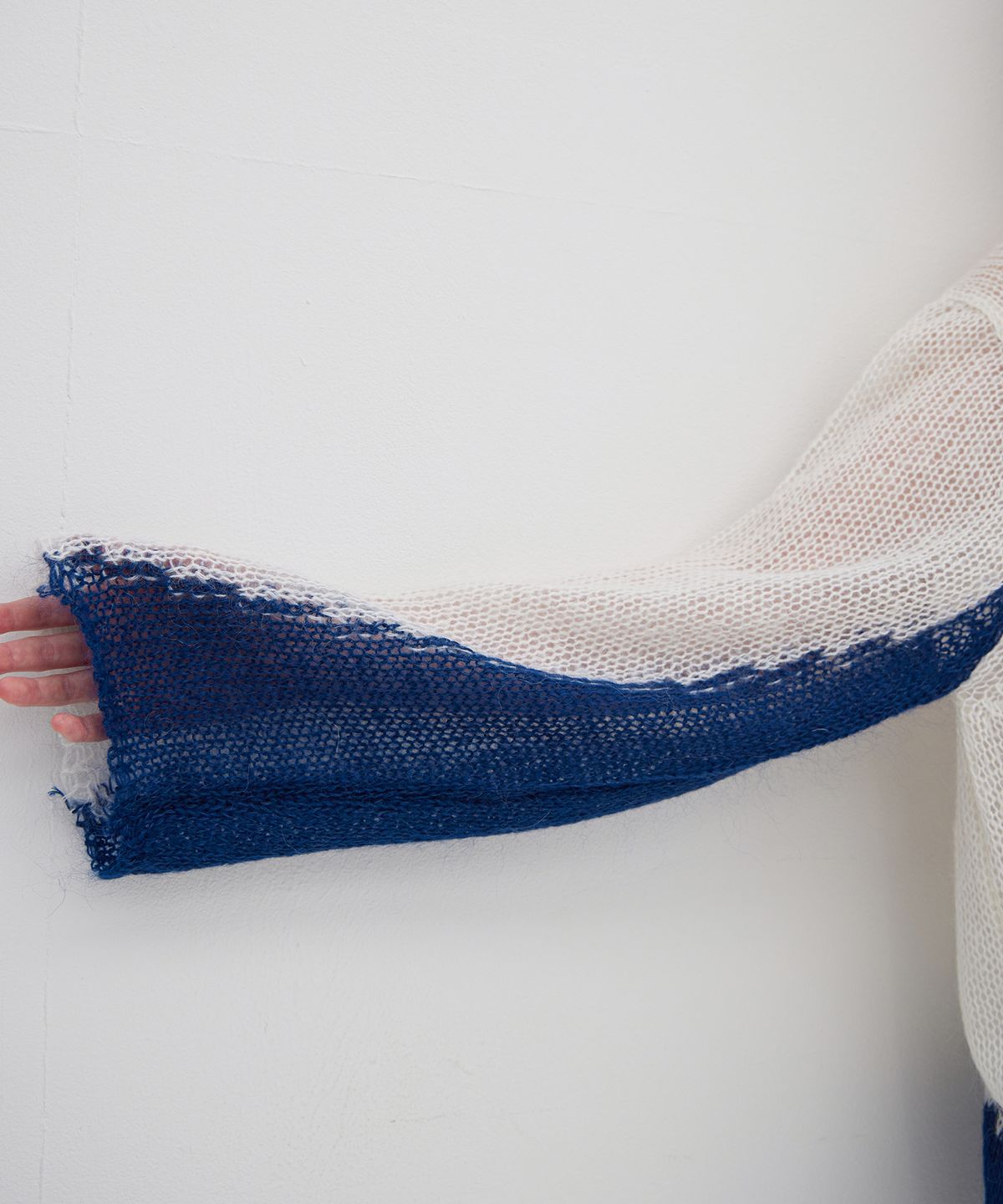 르바(LEVAR) Kid-mohair Moody Round Knit - Off White