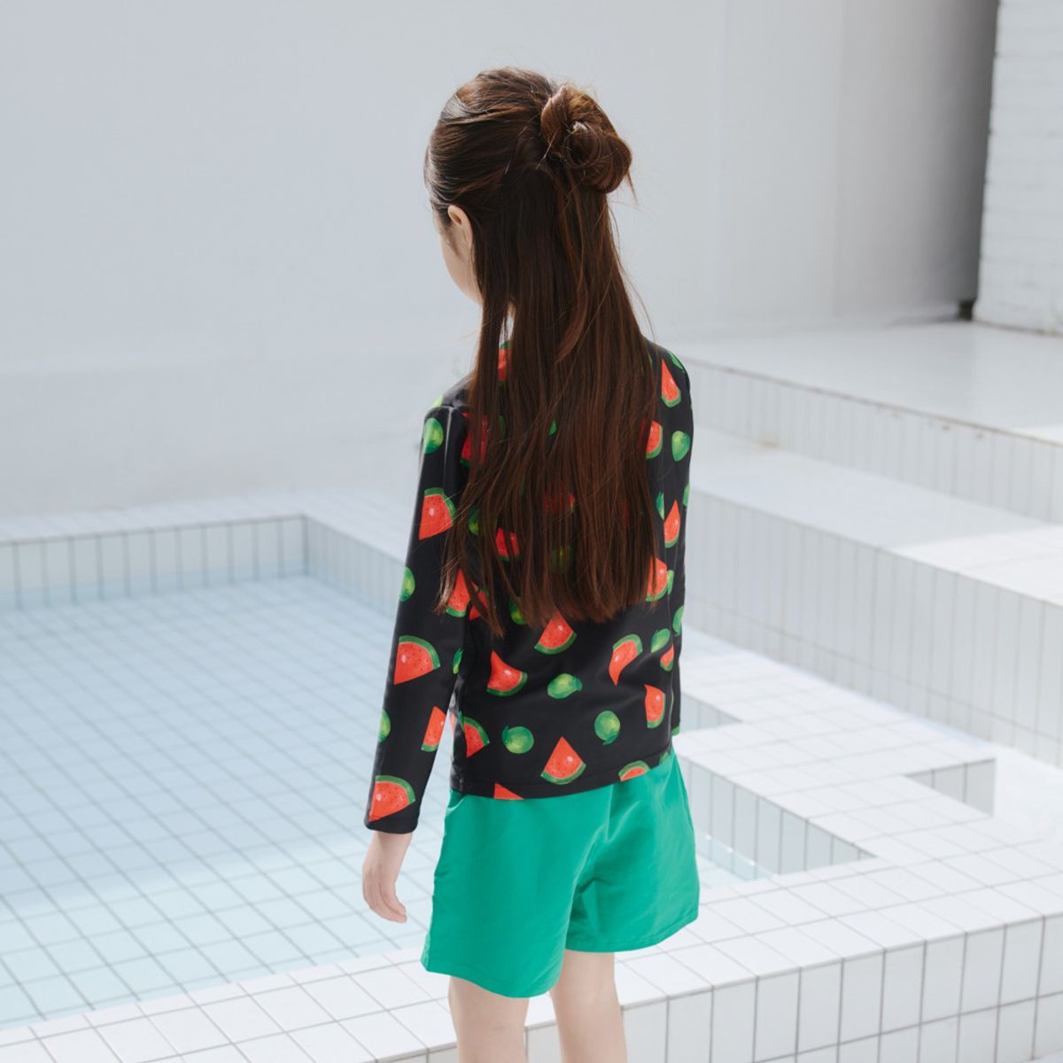 아레나 키즈(ARENA KIDS) 팝핑 프룻 래쉬가드 세트 A5BG1GS01GRN