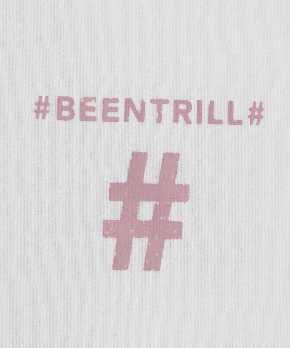 빈트릴 뉴욕(BEENTRILL NEWYORK) 우먼즈 스탬프 해시태그 티셔츠(오프 화이트)