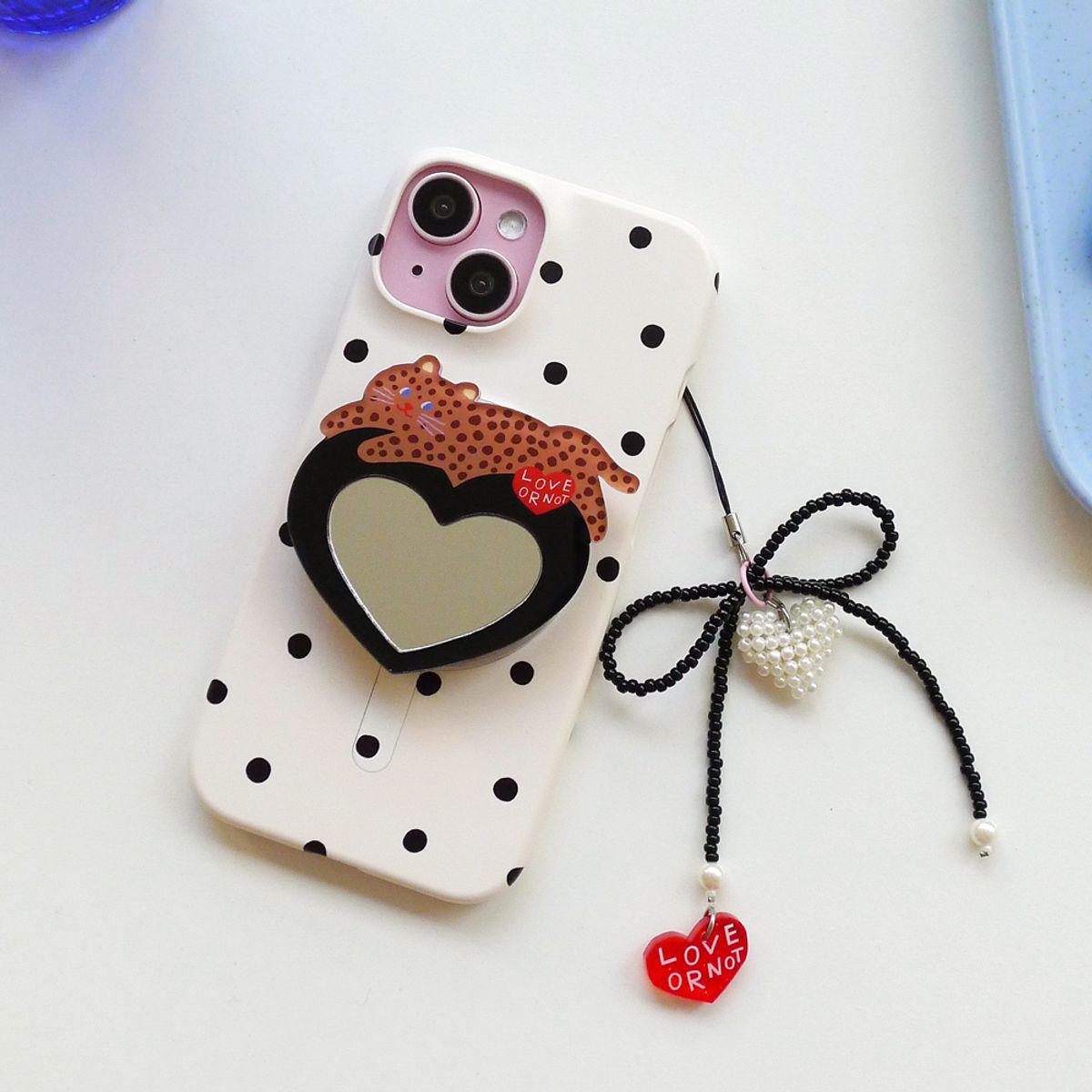 러브오낫(LOVE OR NOT) 맥세이프/하드_Black Balls-Ivory Magsafe/Hard Phonecase