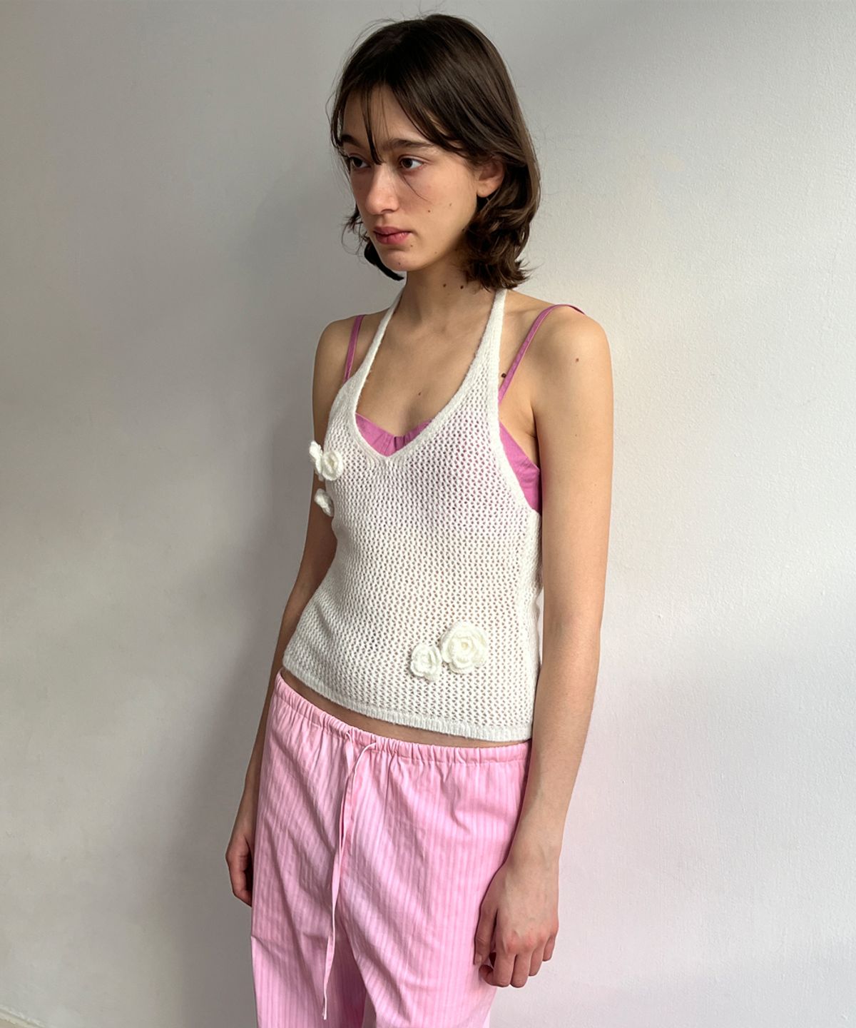 시눈(SINOON) Flower Halter Neck Knit Vest (Ivory)