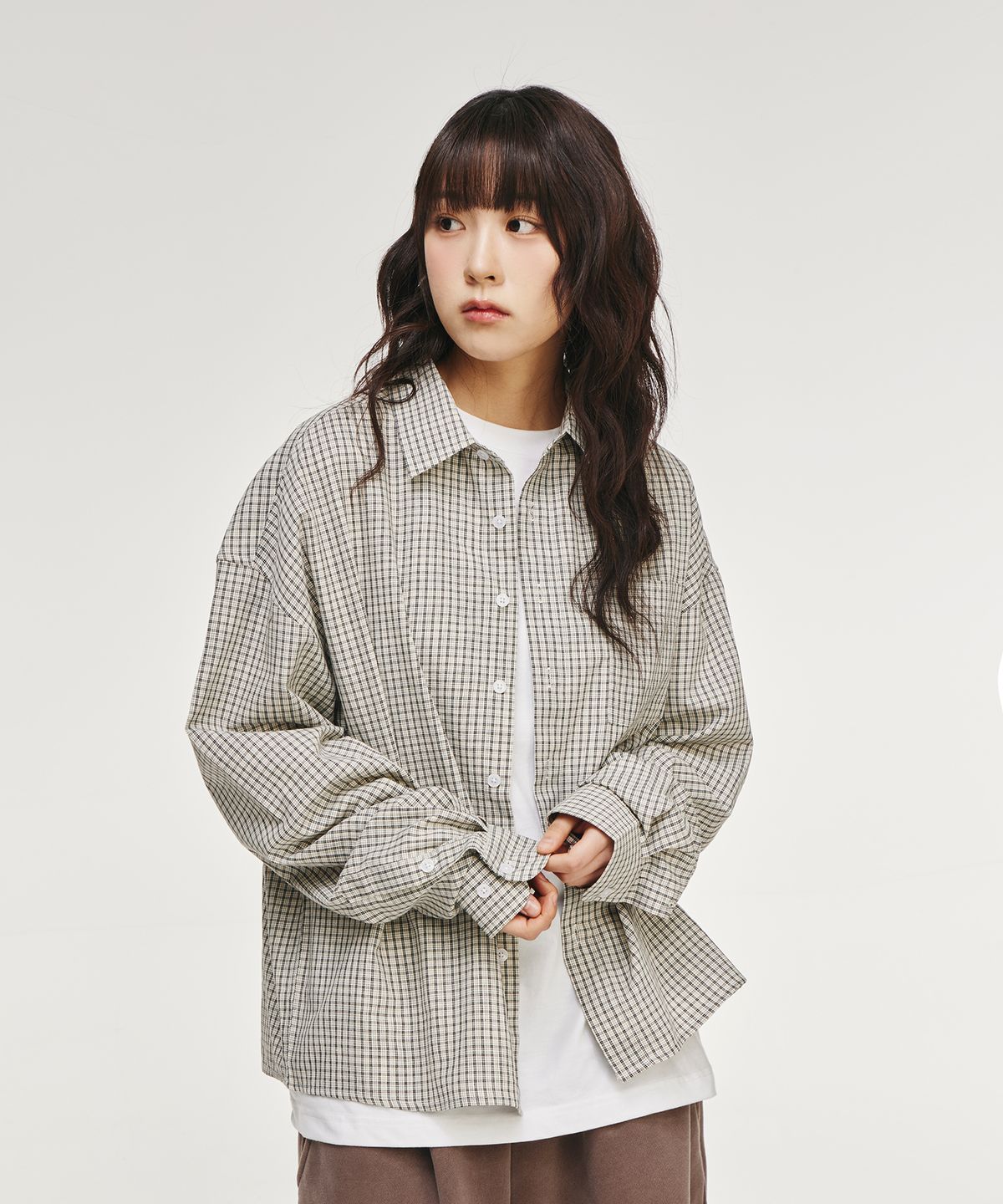 시그니처(SIGNATURE) 크롭 체크 셔츠[화이트]
