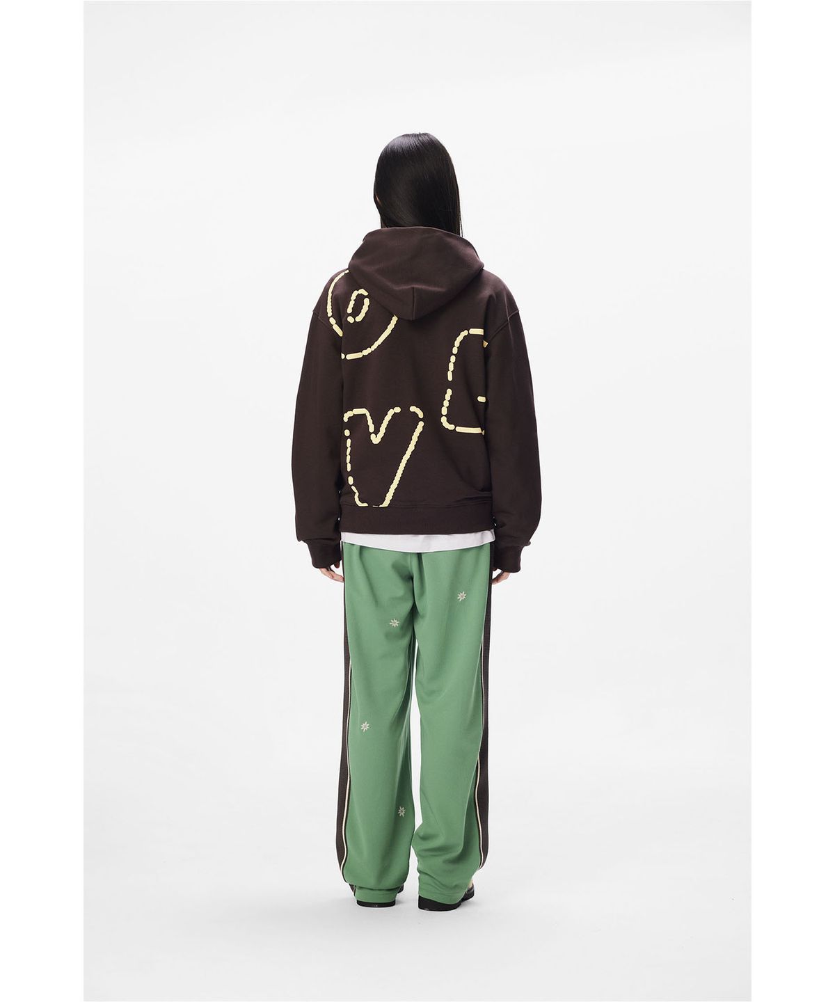 썬러브투어(SUNLOVETOUR) Capital Hoodie Brown