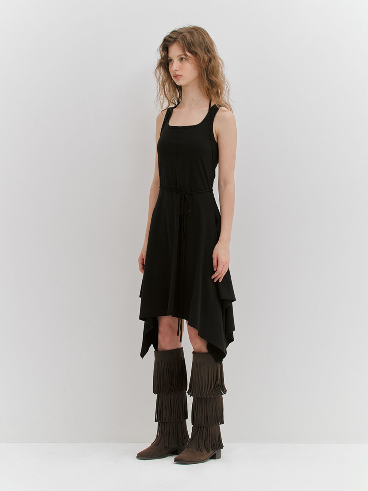 민더리(MEENDERI) STRAP CUTTING JERSEY DRESS - BLACK