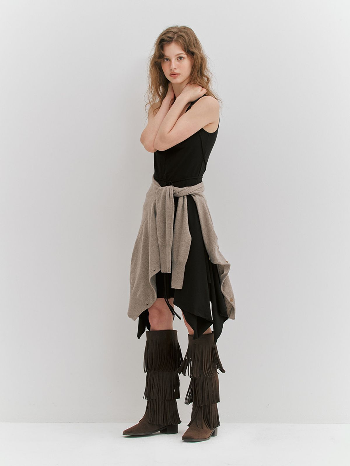 민더리(MEENDERI) STRAP CUTTING JERSEY DRESS - BLACK