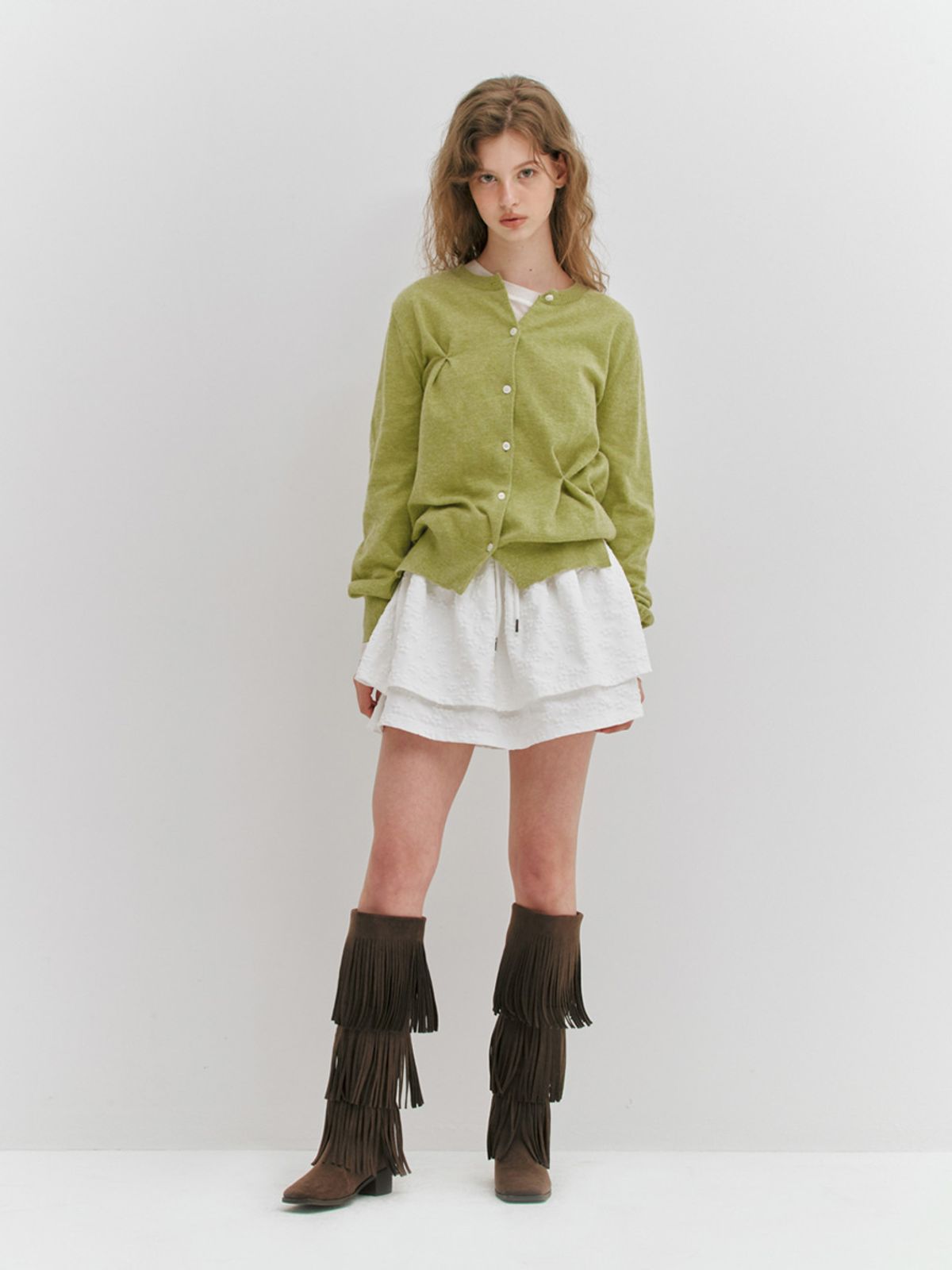 민더리(MEENDERI) FLOWER SHIRRING LAYERED SKIRT - WHITE