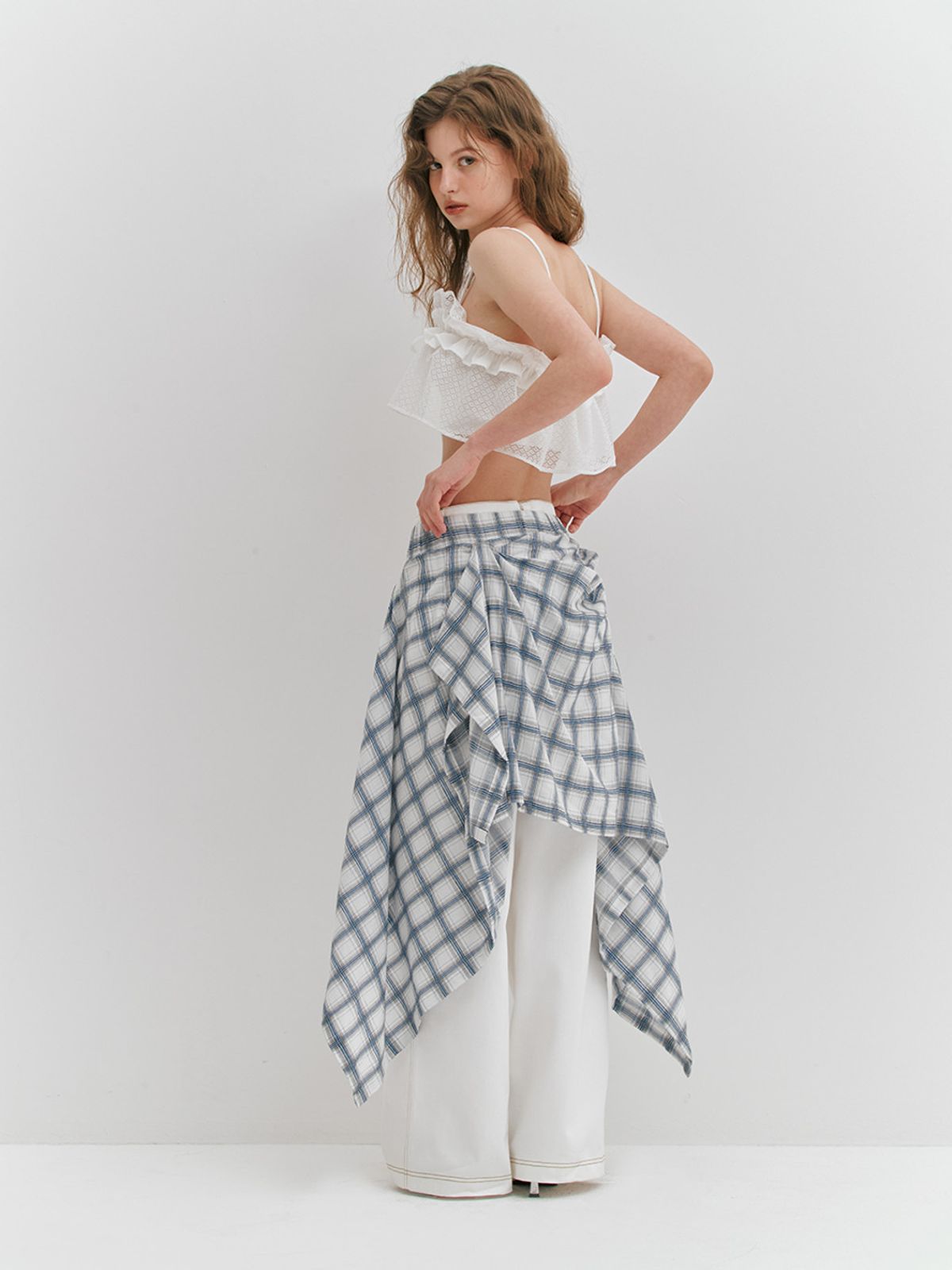 민더리(MEENDERI) CHECK DRAPED LONG SKIRT - WHITE