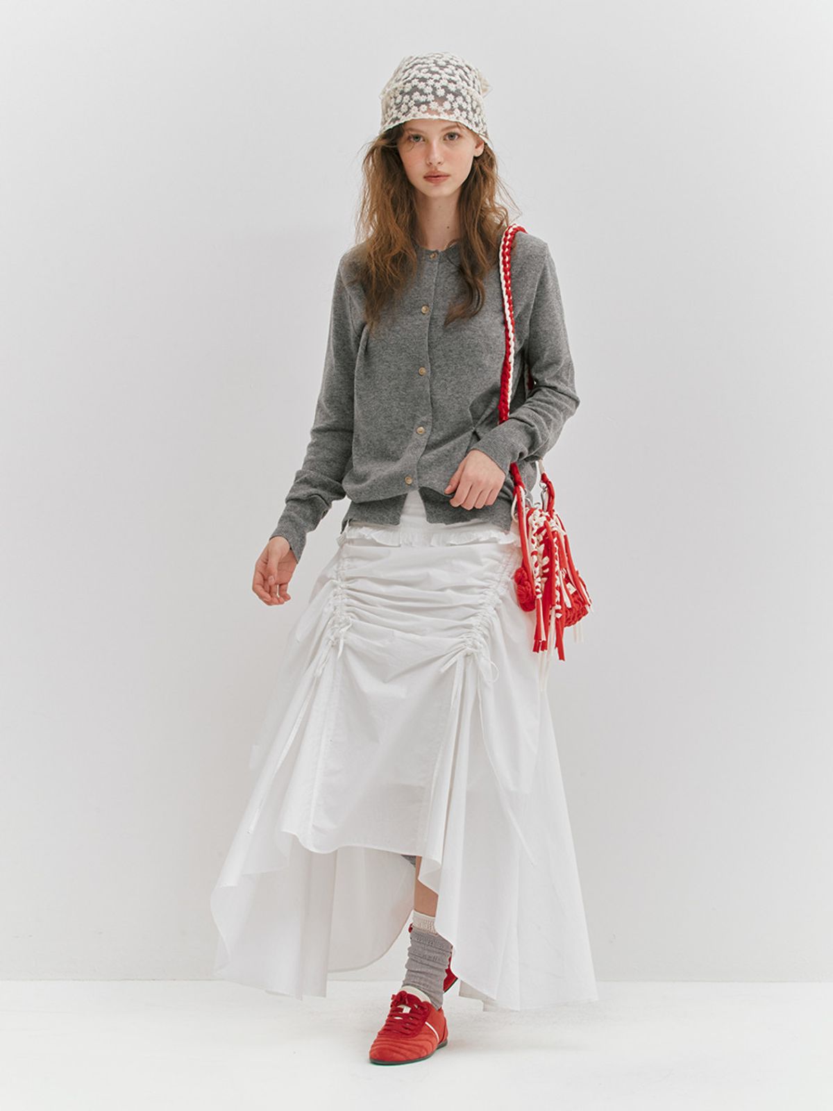 민더리(MEENDERI) SHIRRING RIBBON LONG SKIRT - WHITE