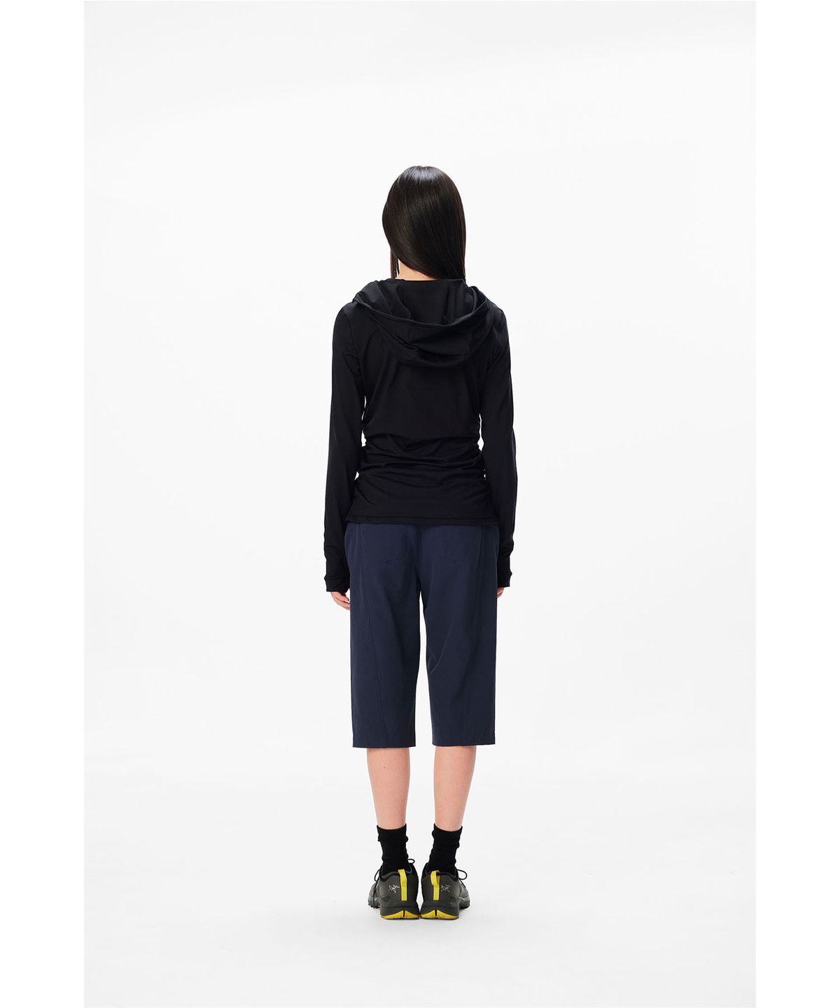 썬러브투어(SUNLOVETOUR) W Atomic Capri Pants Navy