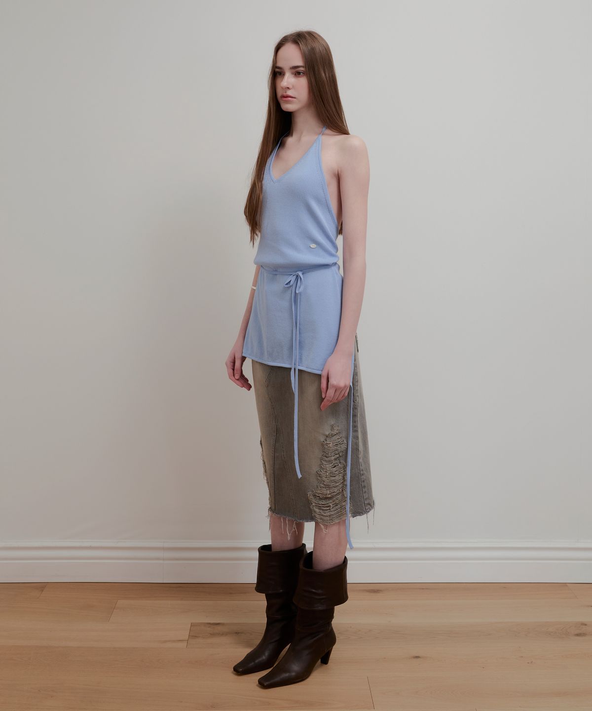 아옵트(AOPT) LAYERED HALTER NECK KNIT - SKY