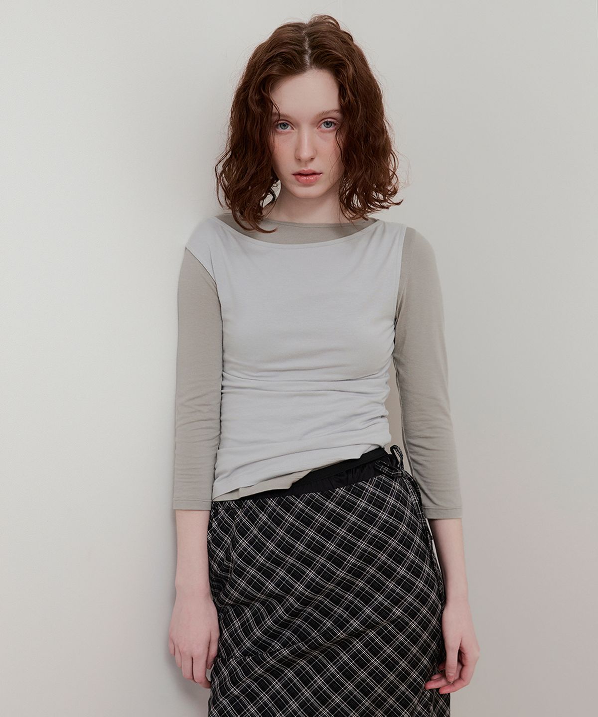 아옵트(AOPT) MODAL UNBALANCE SLEEVELESS TOP - GRAYISH BLUE