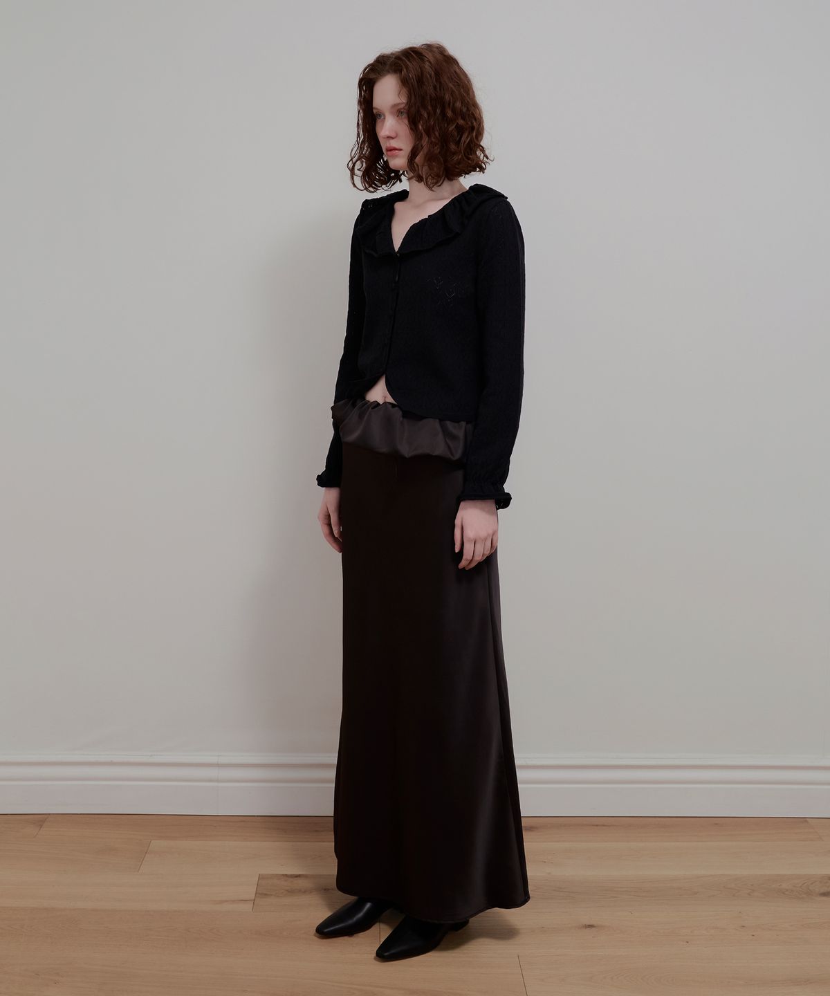 아옵트(AOPT) BALLOON DETAIL SATIN SKIRT - BLACK