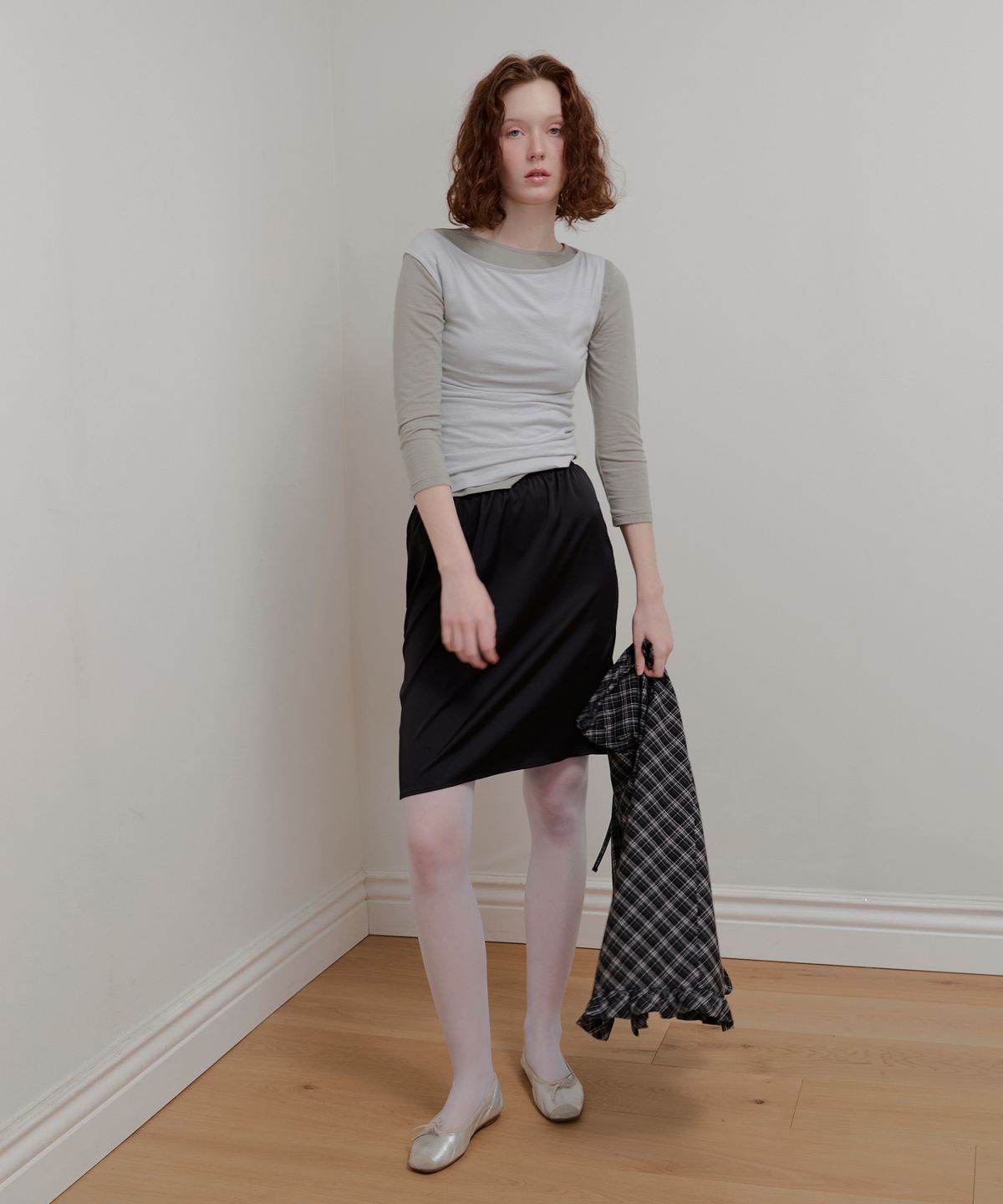 아옵트(AOPT) FRILL LAYERED CHECK SKIRT - BLACK