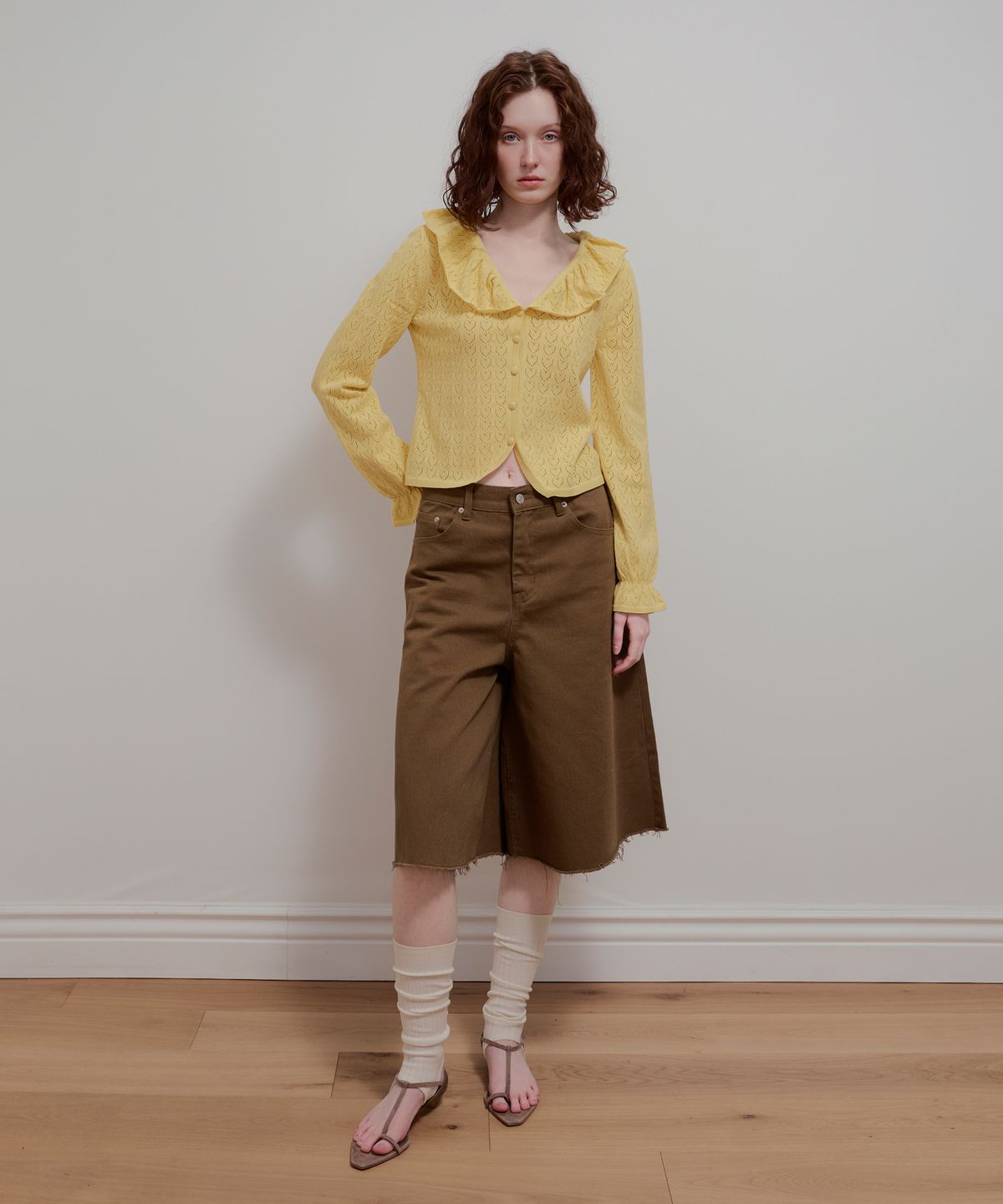 아옵트(AOPT) COTTON WIDE BERMUDA PANTS - CAMEL BROWN