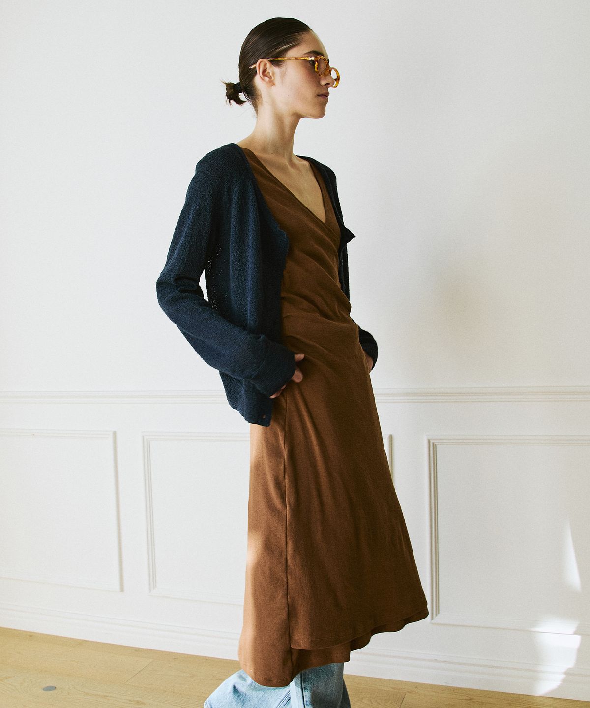 그린버터(GREENBUTTER) Shirring Wrap Dress (Brown)