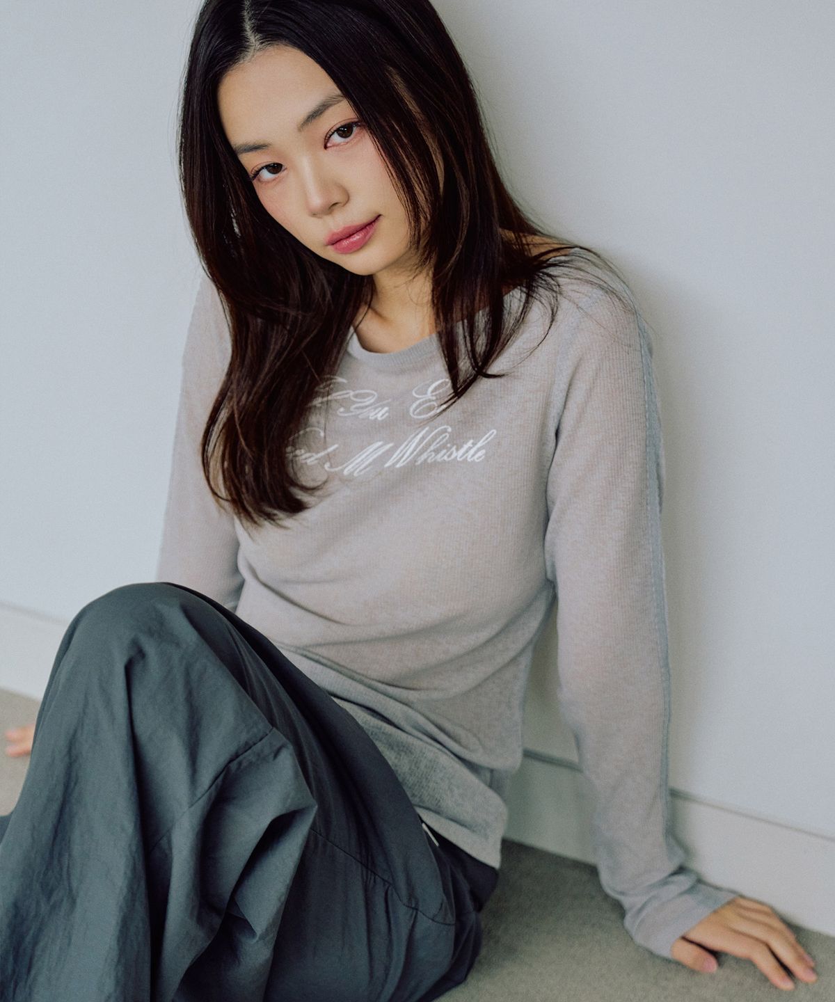 제로플래닛(ZEROPLANET) 달린 시스루 롱슬리브 [GREY]