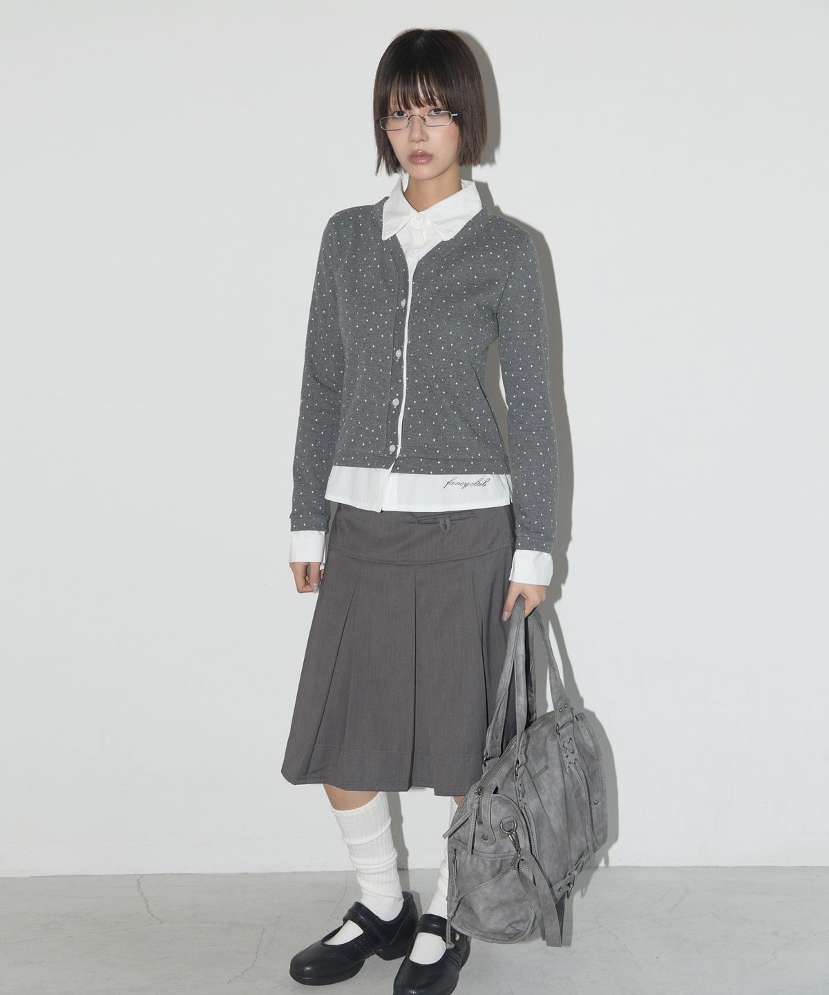 팬시클럽(FANCY CLUB) 벨티드 워싱 레더백 (GRAY) F25QE990