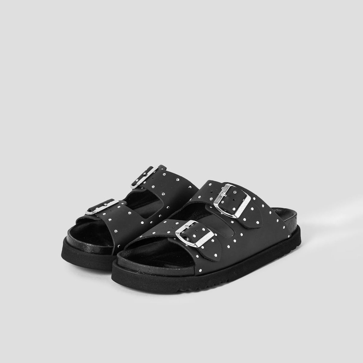 숄(SCHOLL) (WOMEN) 스터드 장식 투스트랩 코르크 샌들  블랙 (HH54K2C115)