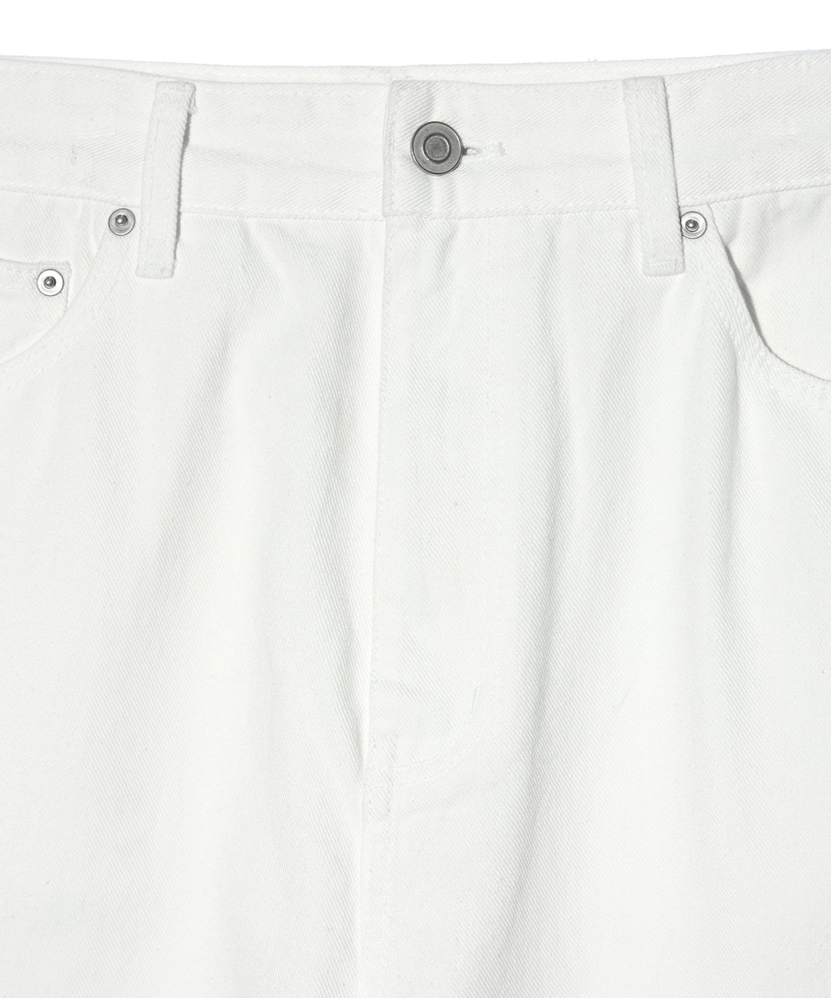 이에이(IEY) D16 FLARE DENIM Off White