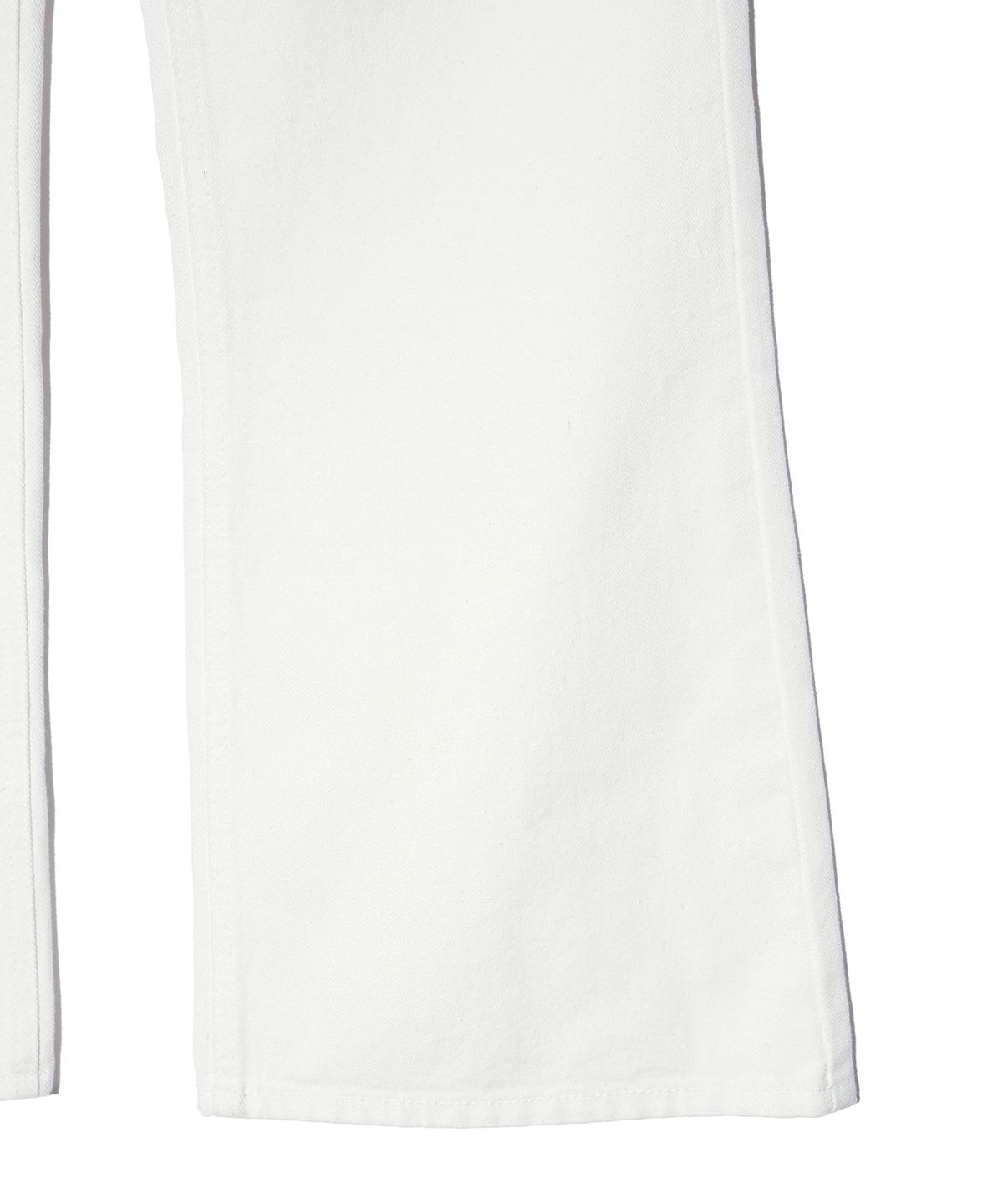 이에이(IEY) D16 FLARE DENIM Off White