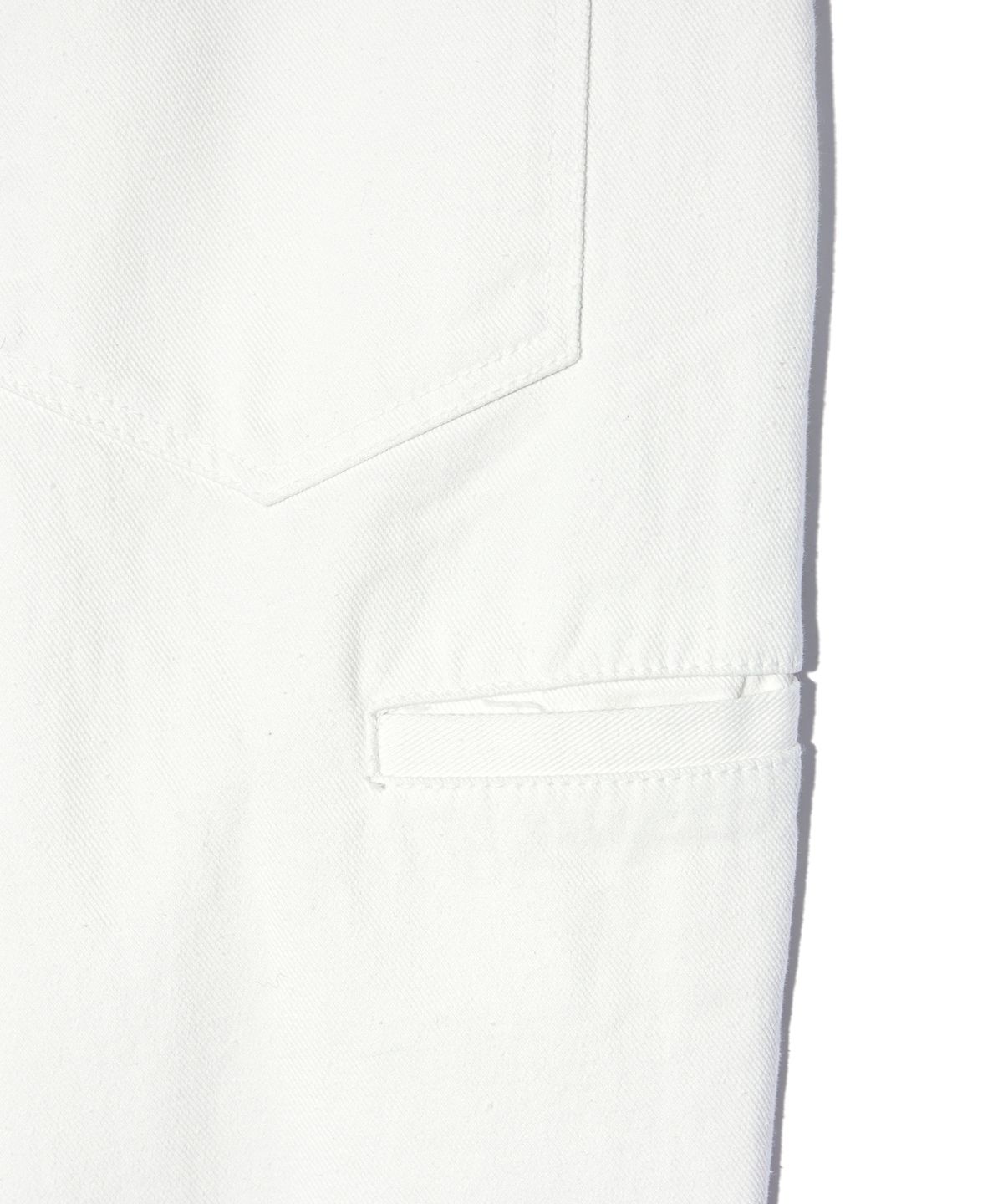 이에이(IEY) D16 FLARE DENIM Off White