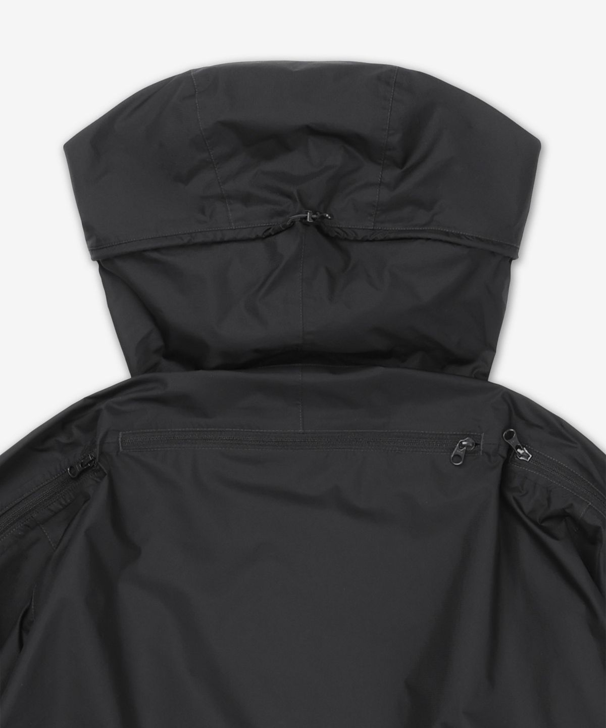 씨피 컴퍼니(CP Company) 매트로폴리스 퍼텍스 패커블 블룸 후드 재킷 - 블랙 / 18CLOW005A110033A999
