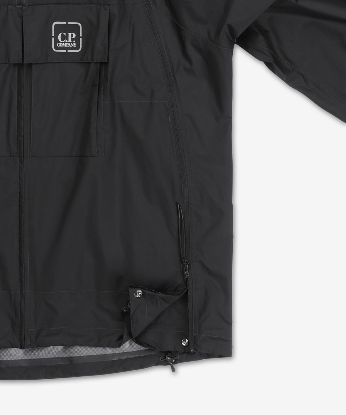 씨피 컴퍼니(CP Company) 매트로폴리스 퍼텍스 패커블 블룸 후드 재킷 - 블랙 / 18CLOW005A110033A999