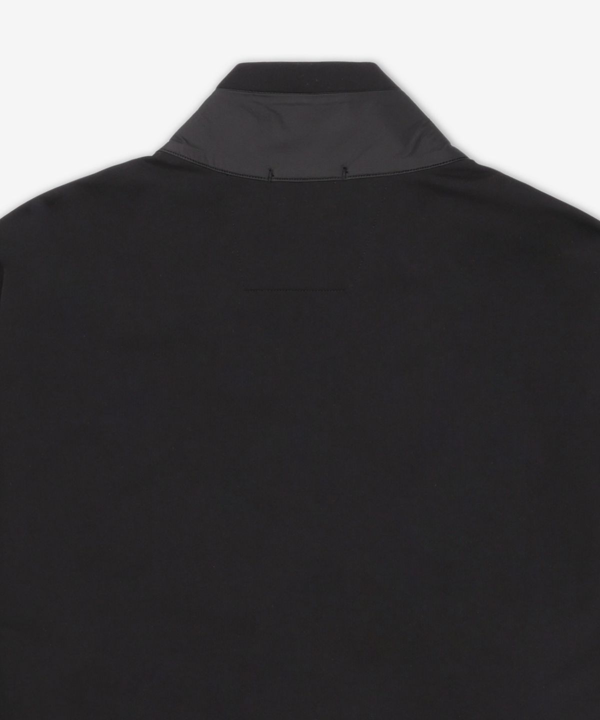 씨피 컴퍼니(CP Company) 메트로폴리스 오픈 스웻 재킷 - 블랙 / 18CLSS012A006452M999