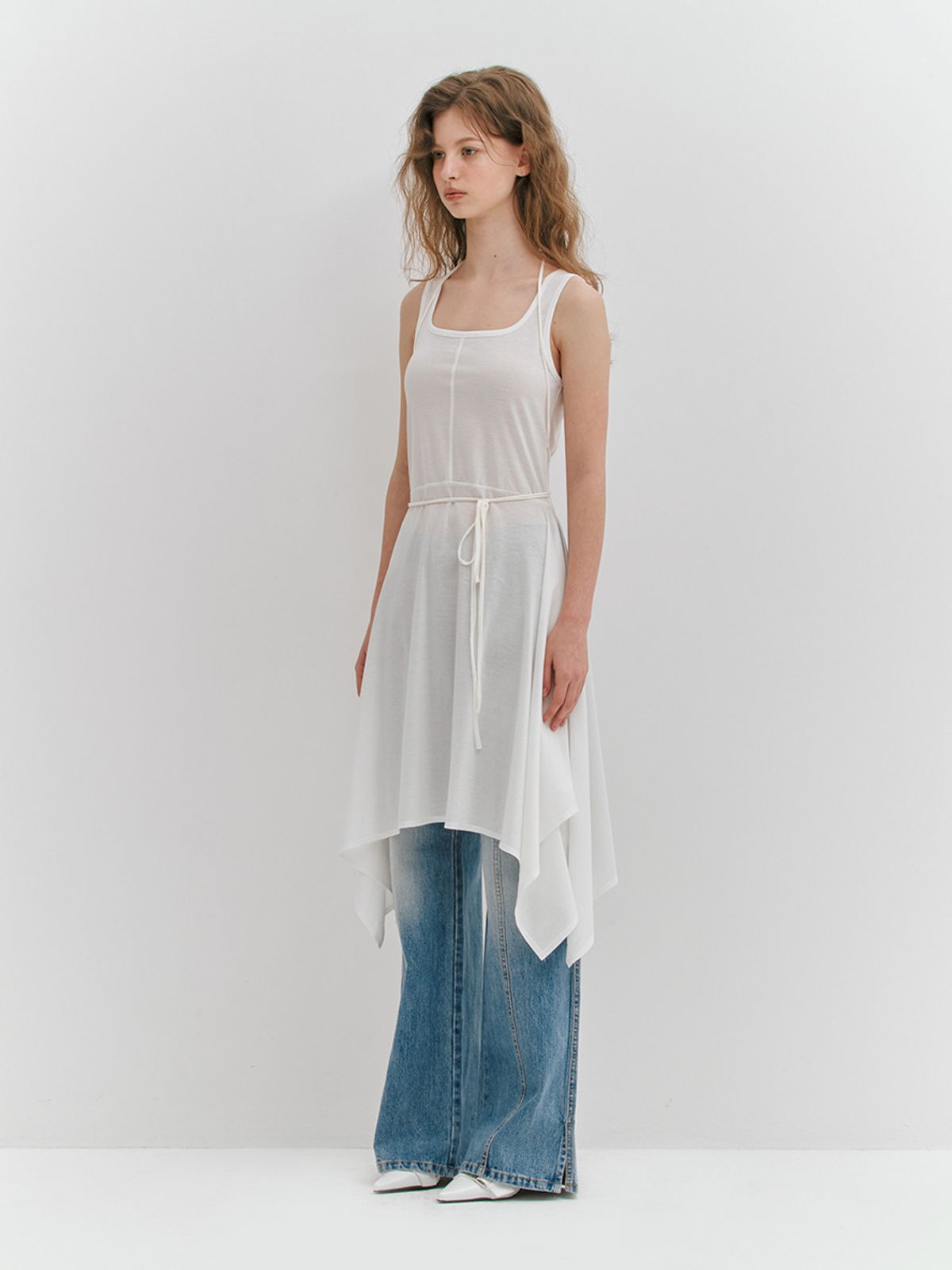 민더리(MEENDERI) STRAP CUTTING JERSEY DRESS - WHITE
