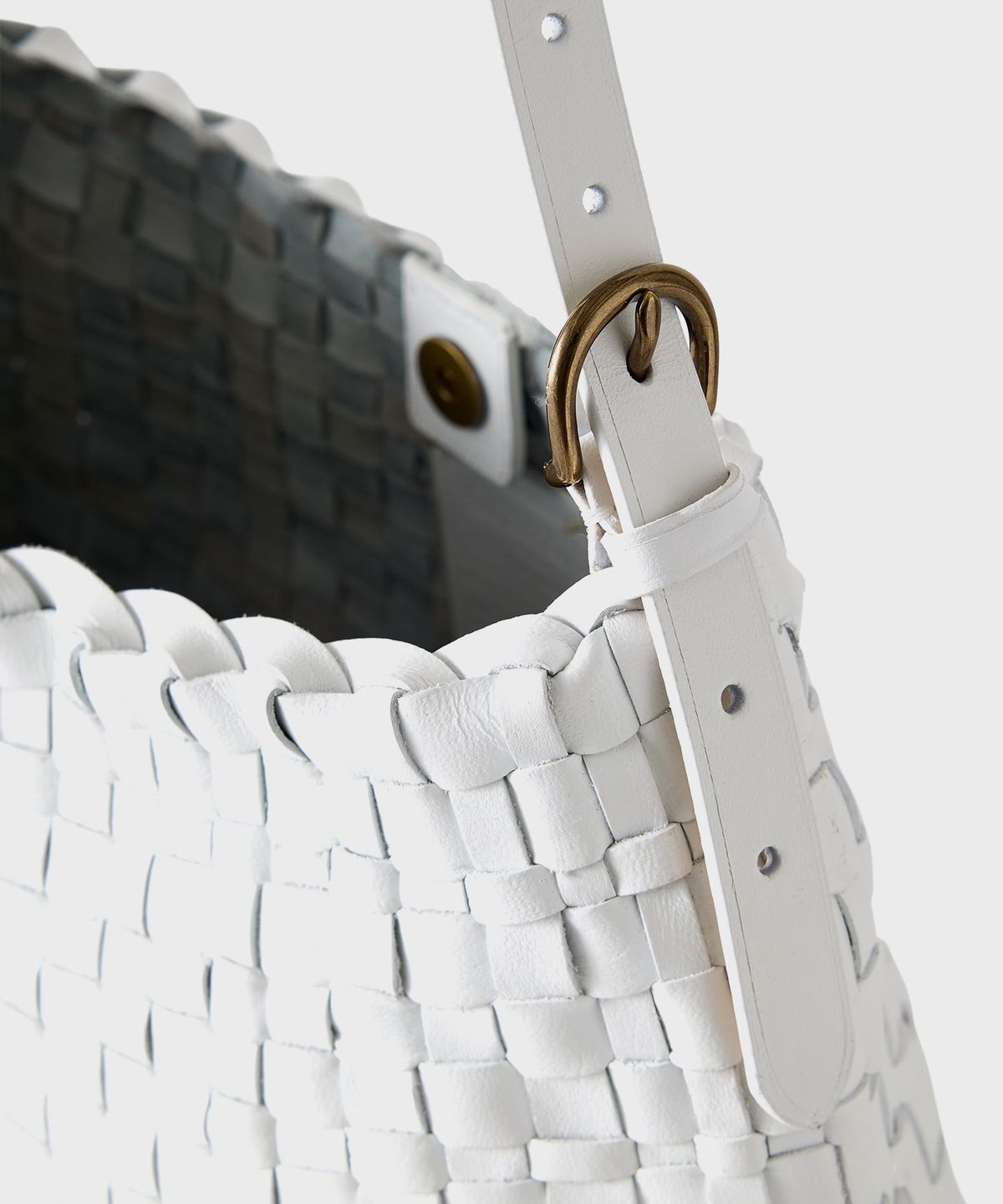 드래곤 디퓨전(DRAGON DIFFUSION) 호보 8170 White 드래곤백