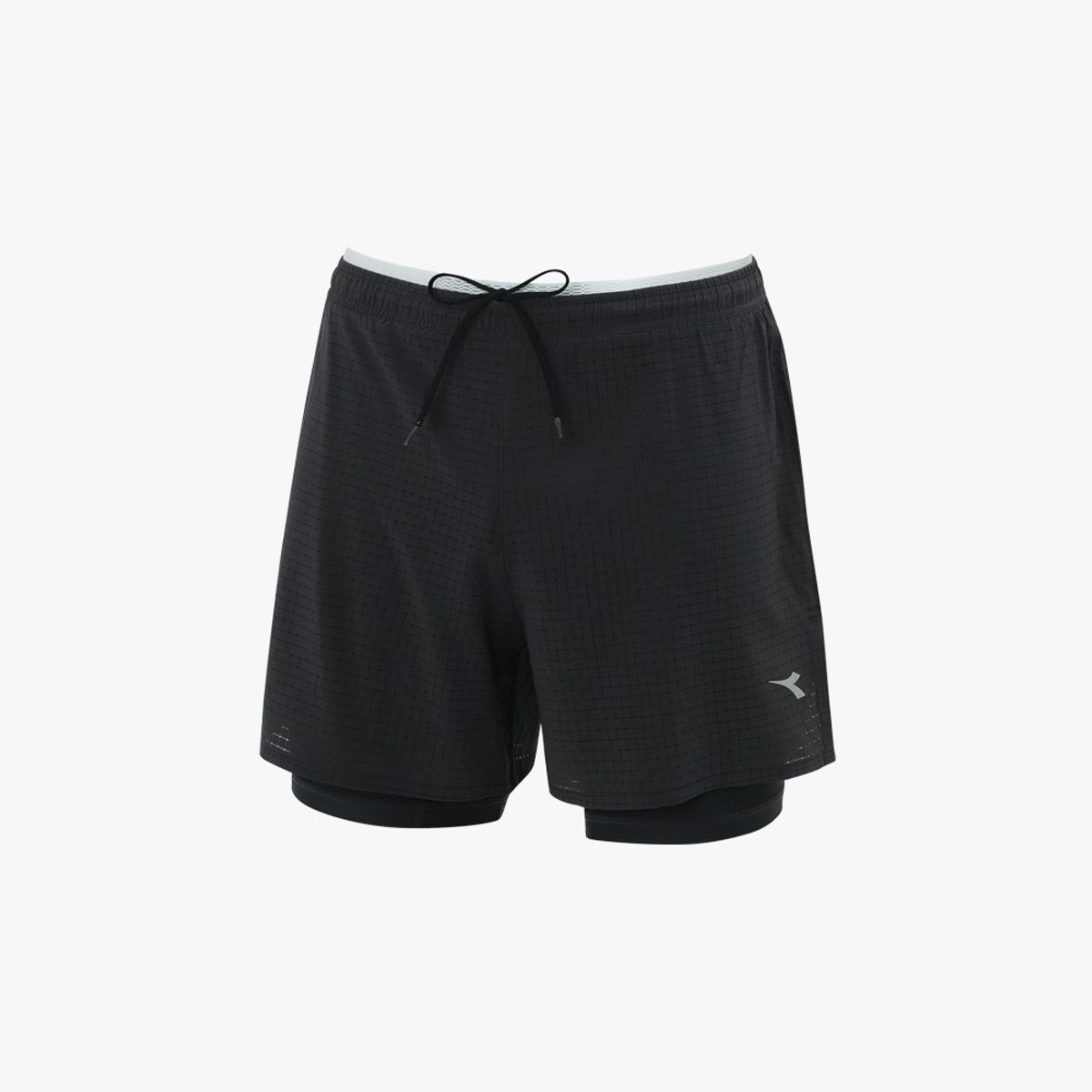 디아도라(diadora) 2 in 1 퍼포먼스 4인치 러닝 쇼츠 DARK GREY