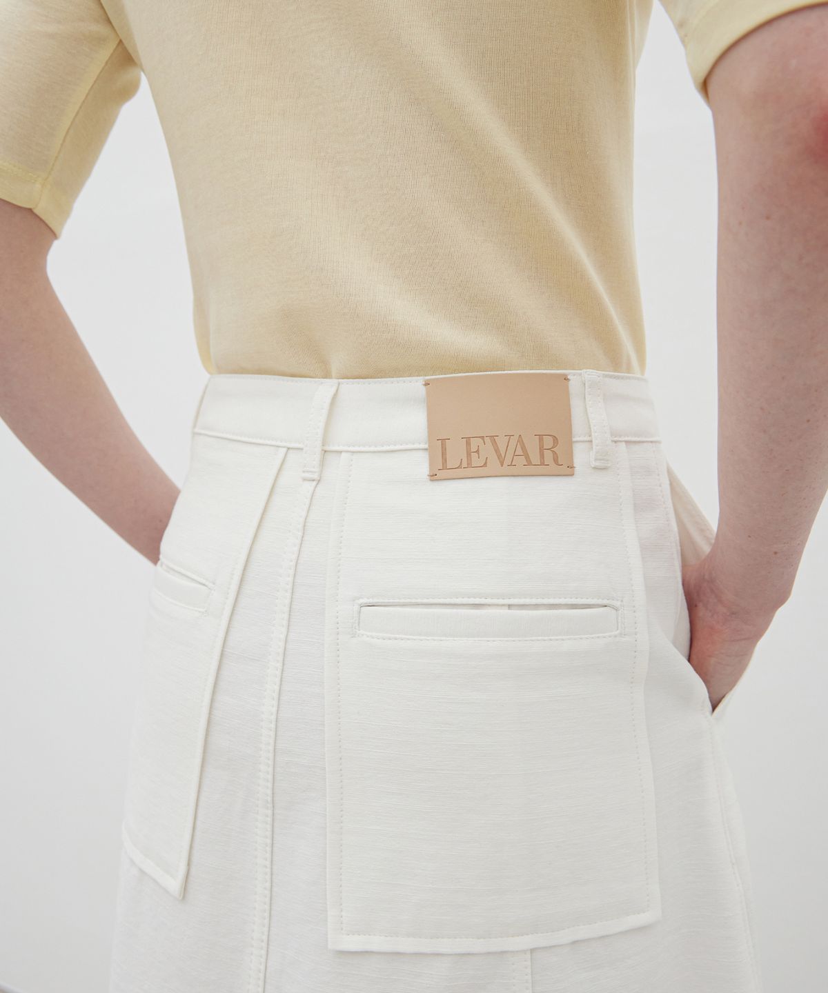 르바(LEVAR) Cotton Slub Maxi Skirt - Off White