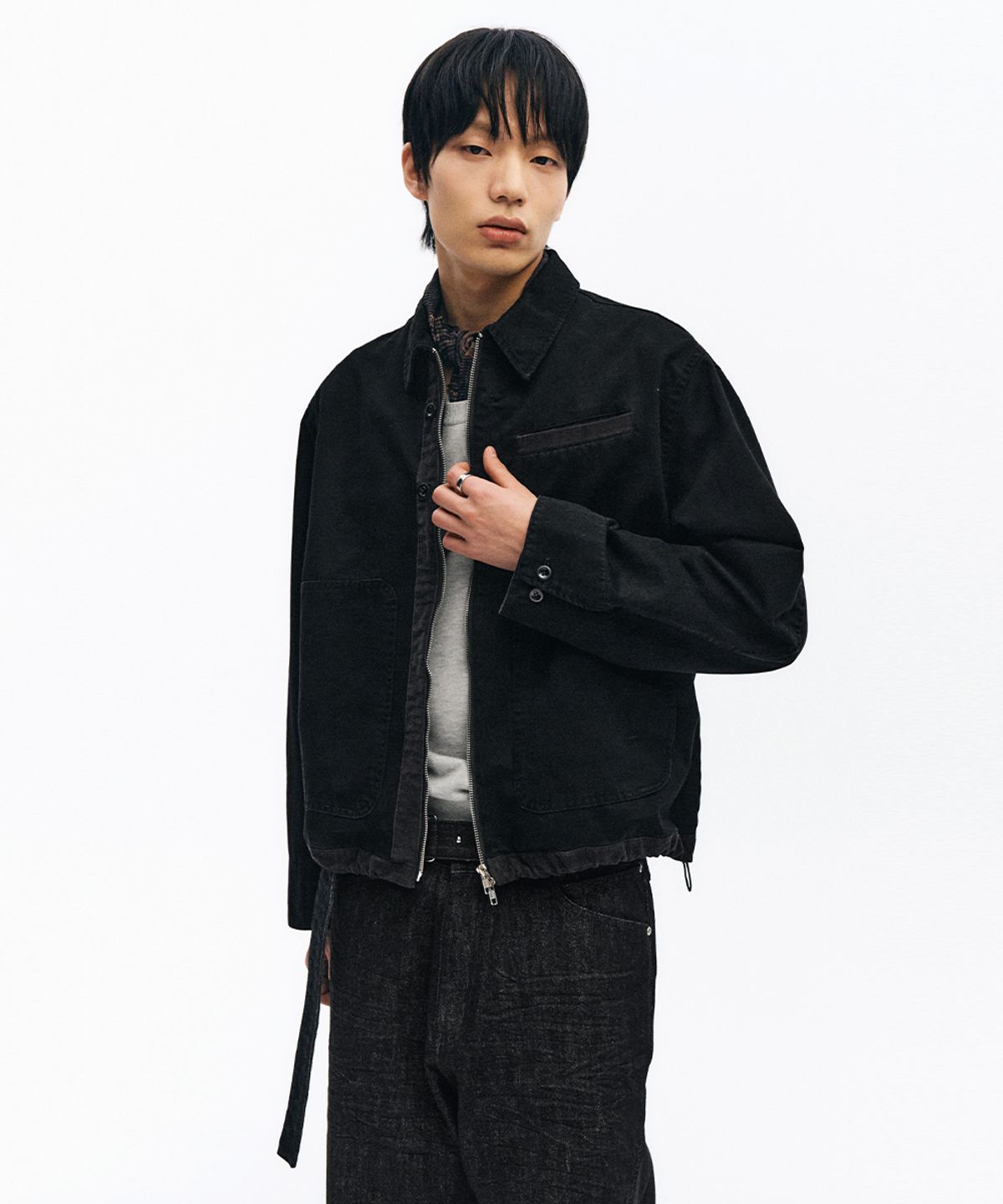 인템포무드(INTEMPOMOOD) 메카닉 버튼 디테일 재킷_블랙