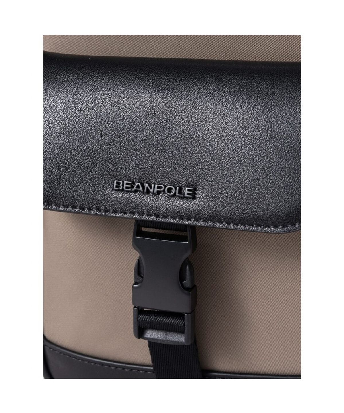 빈폴 액세서리(BEANPOLE ACCESSORY) 제이 세로형 폰 슬링백 - 베이지