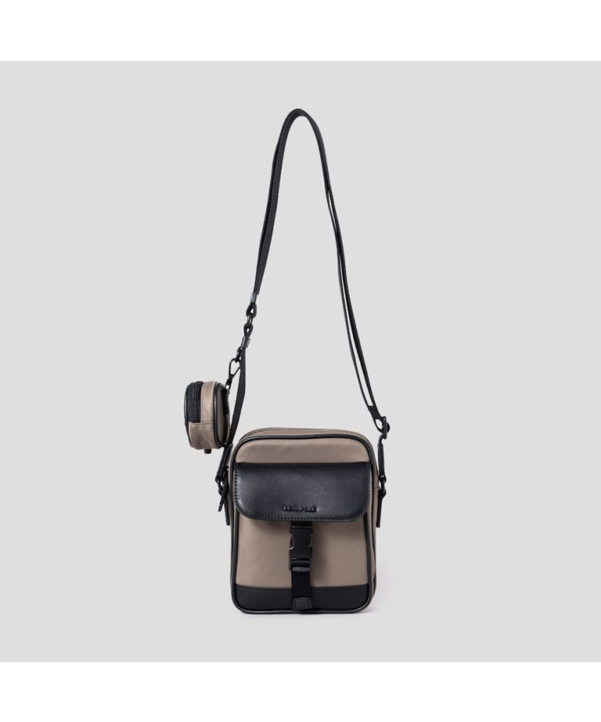 빈폴 액세서리(BEANPOLE ACCESSORY) 제이 세로형 폰 슬링백 - 베이지